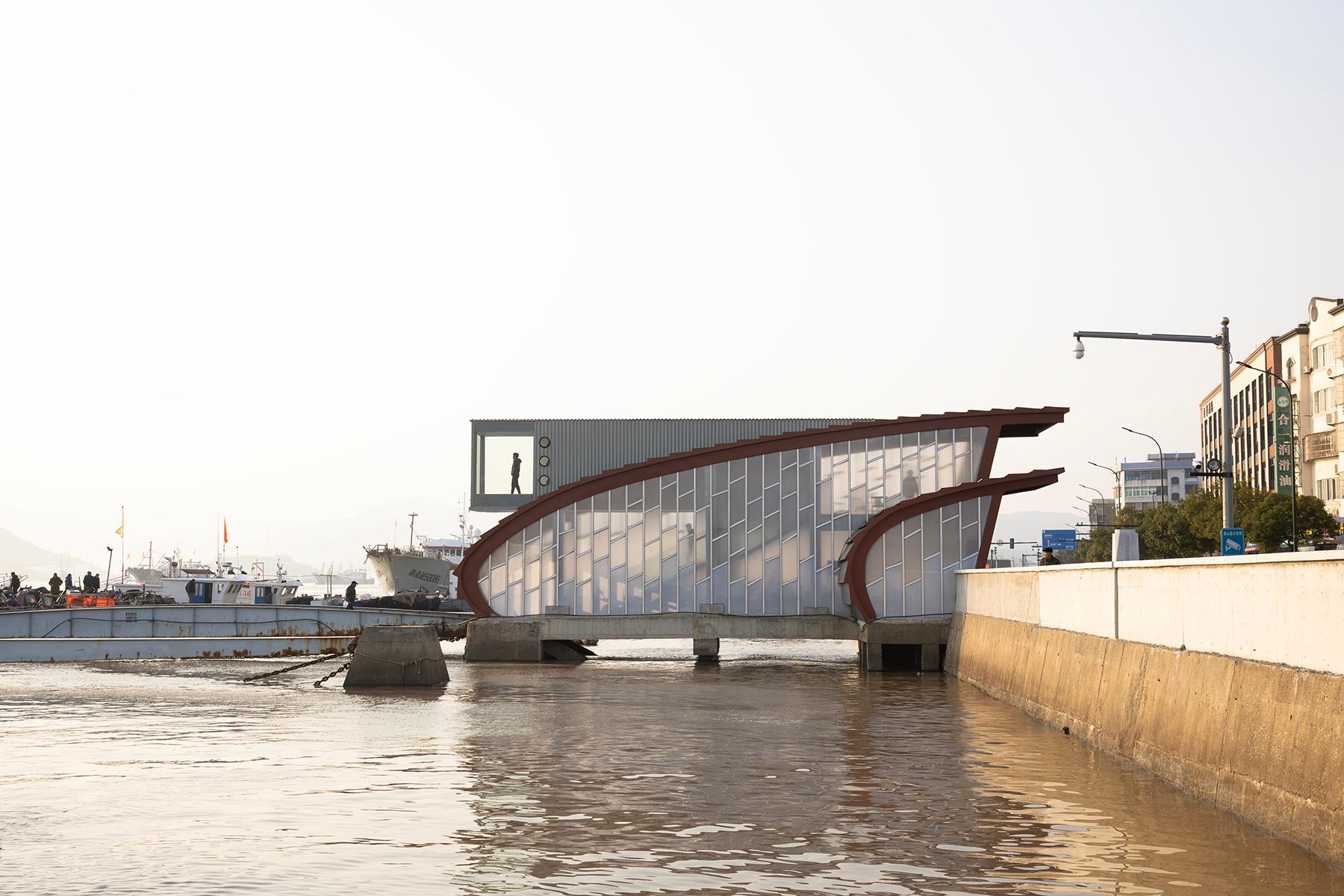 Fishermen Light Cinema-Dongmen Pier Renovation - image 13