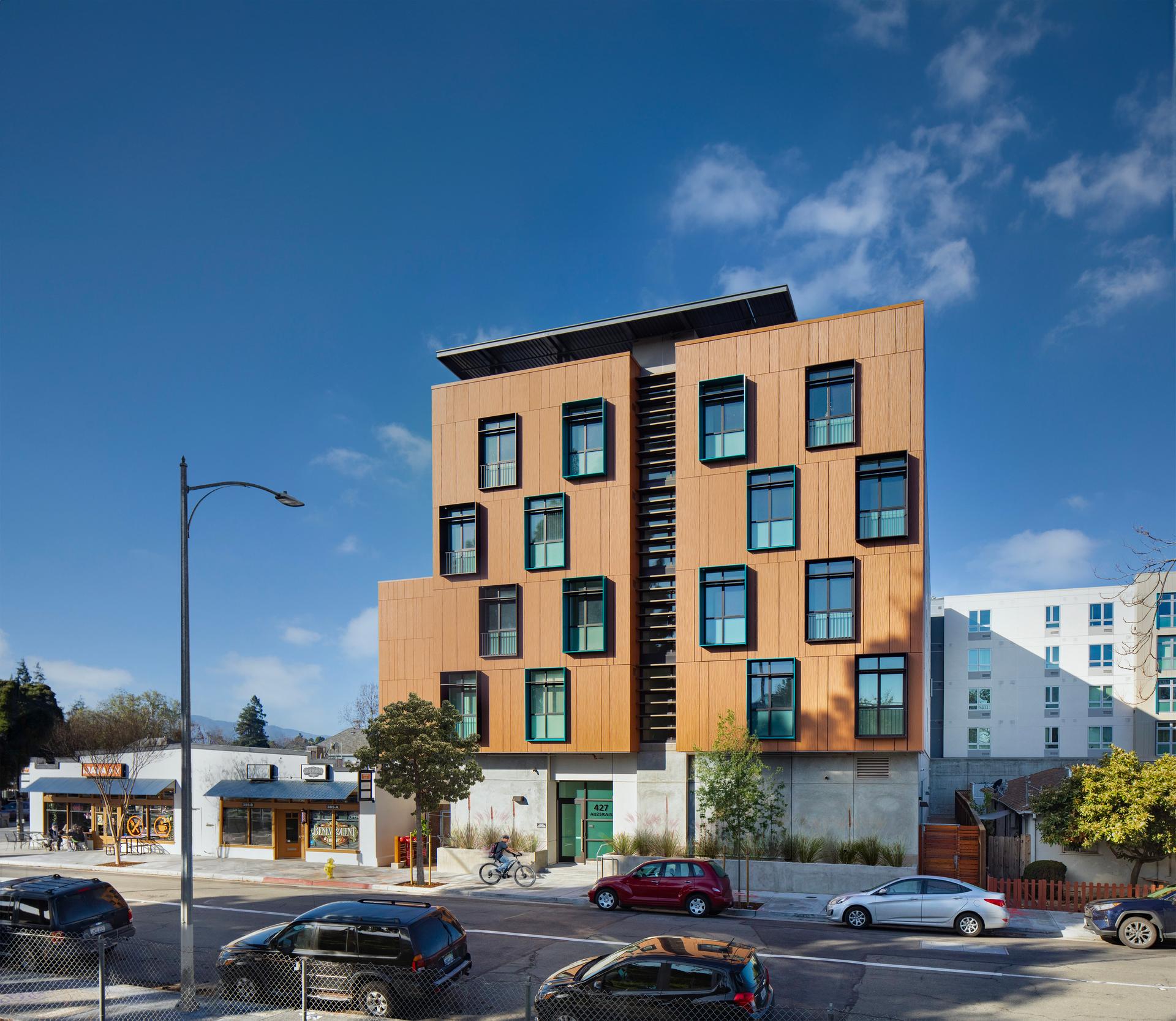 Solaire Apartments - image 12