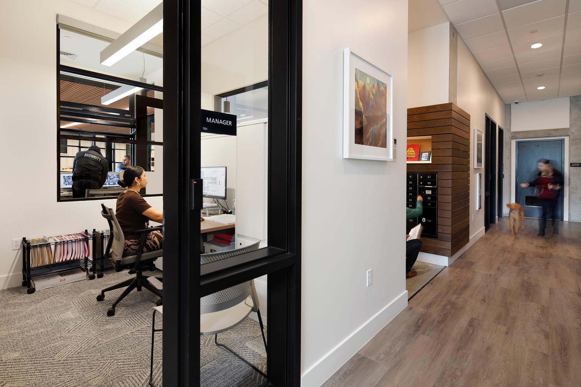 Solaire Apartments - image 8