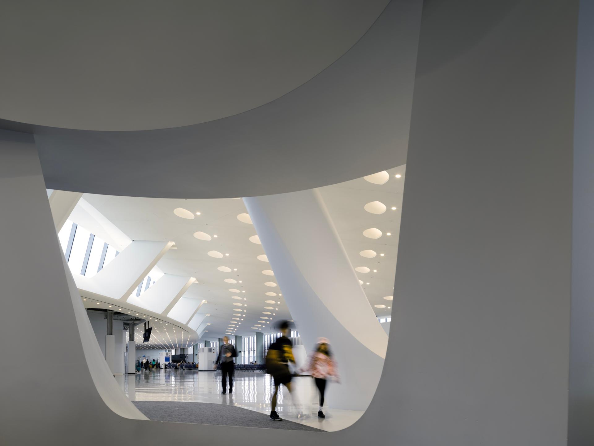 O'Hare International Airport Terminal 5 Expansion - image 9