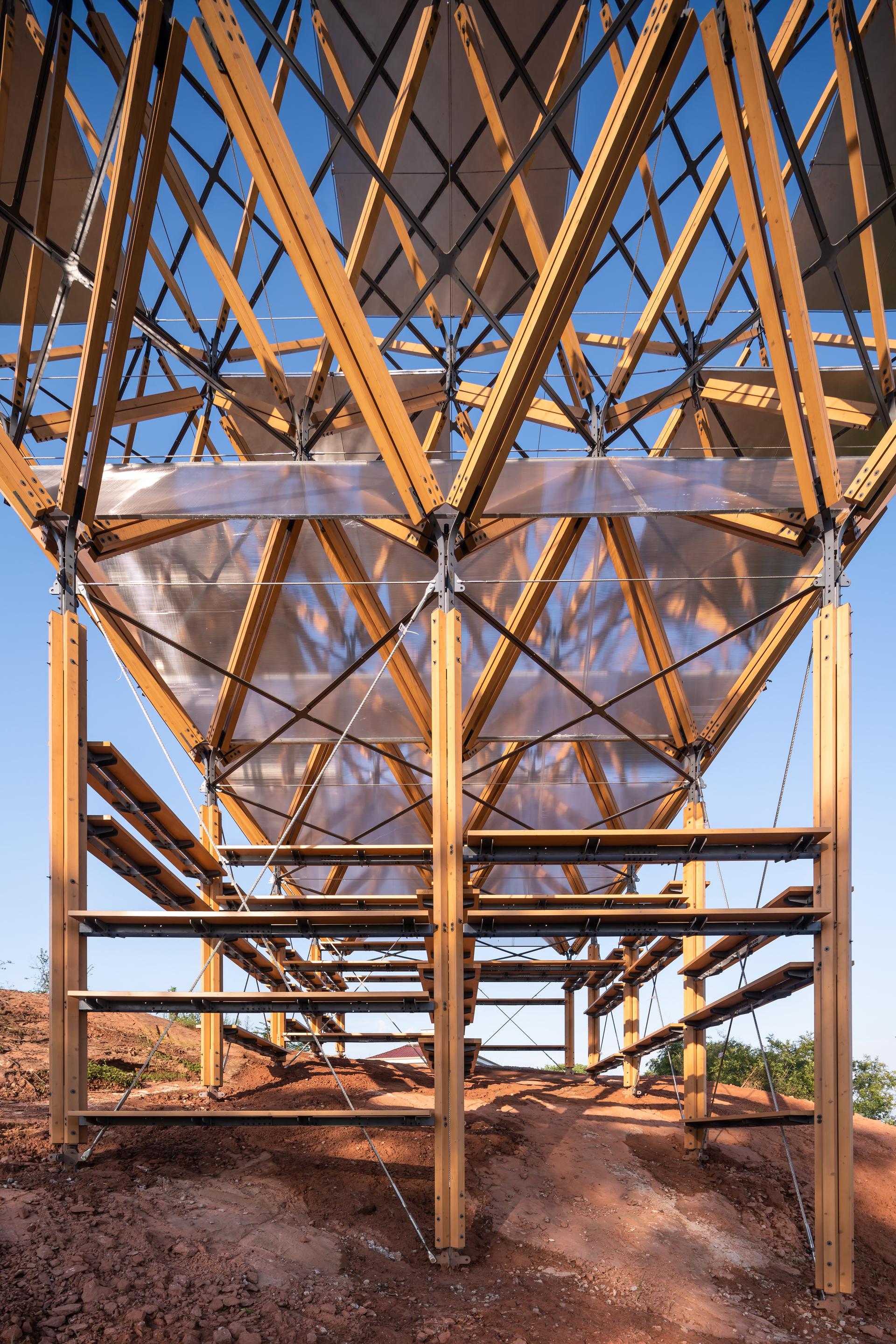 Sandstone Wood Pavilion - image 5