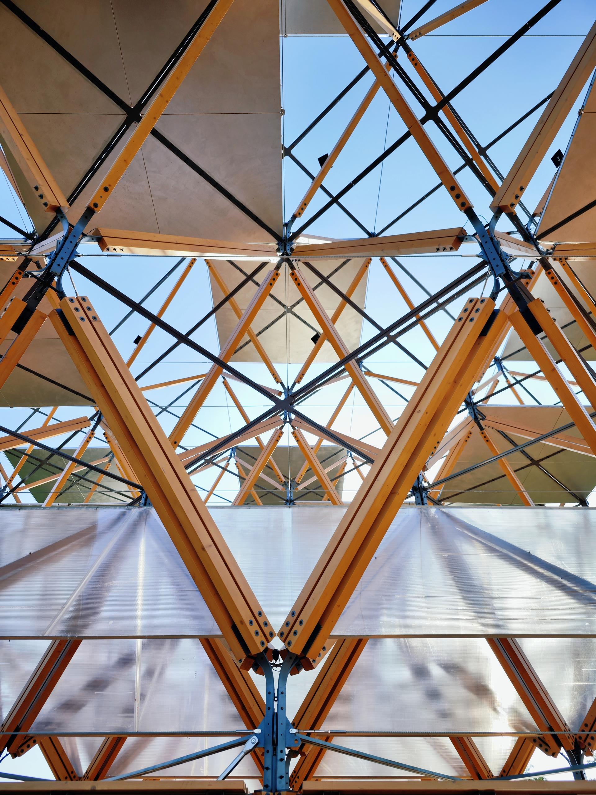 Sandstone Wood Pavilion - image 11