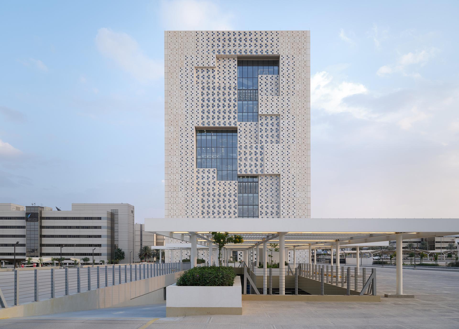 KACST Innovation Tower - image 9