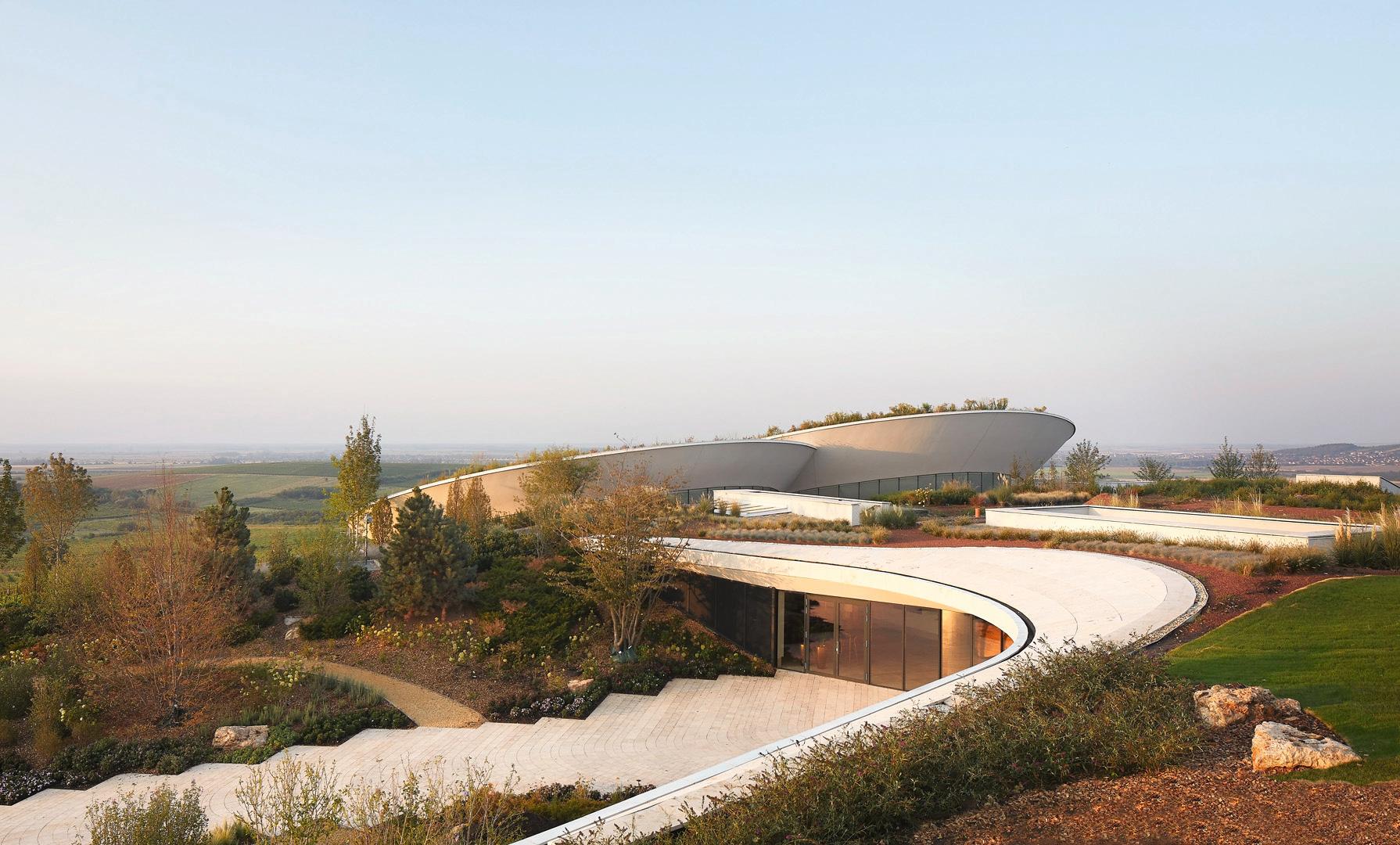 Sauska Tokaj Winery - image 10