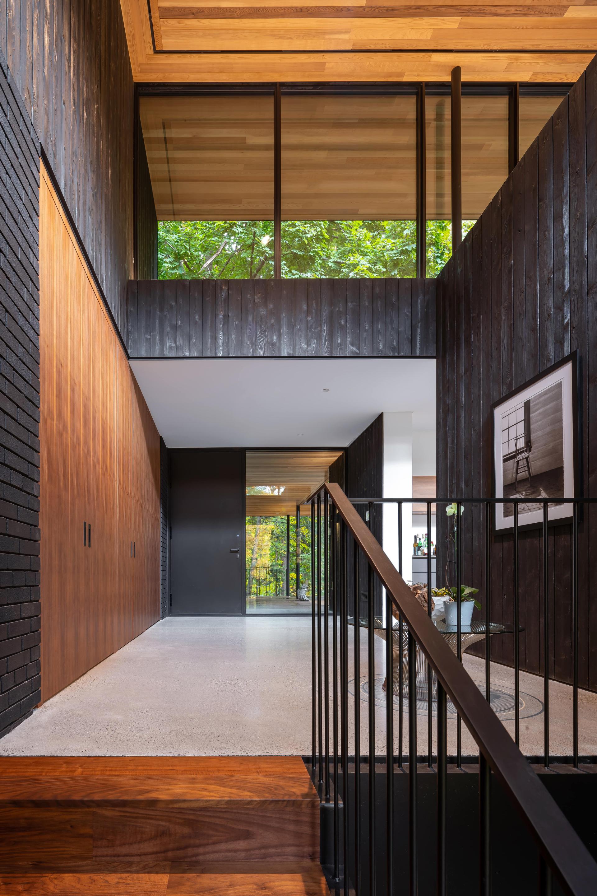 Ravine House - image 13