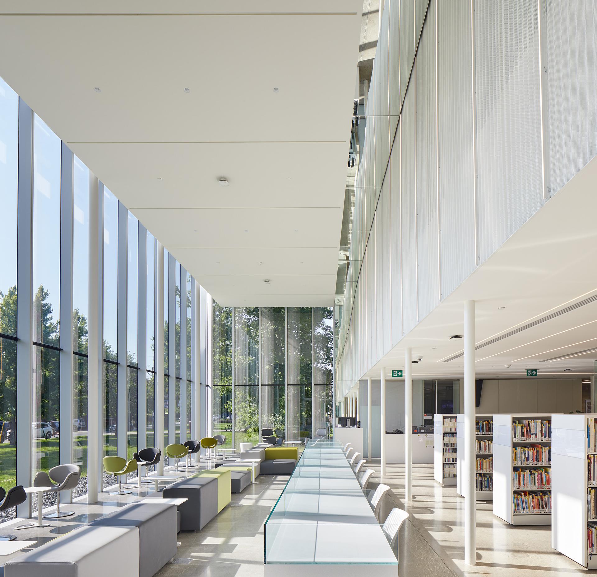 Centennial College Story Arts Campus Library - image 3