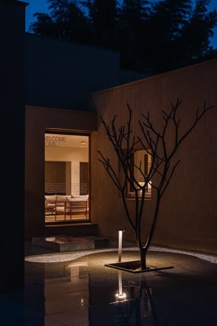 Sar Residence - image 2