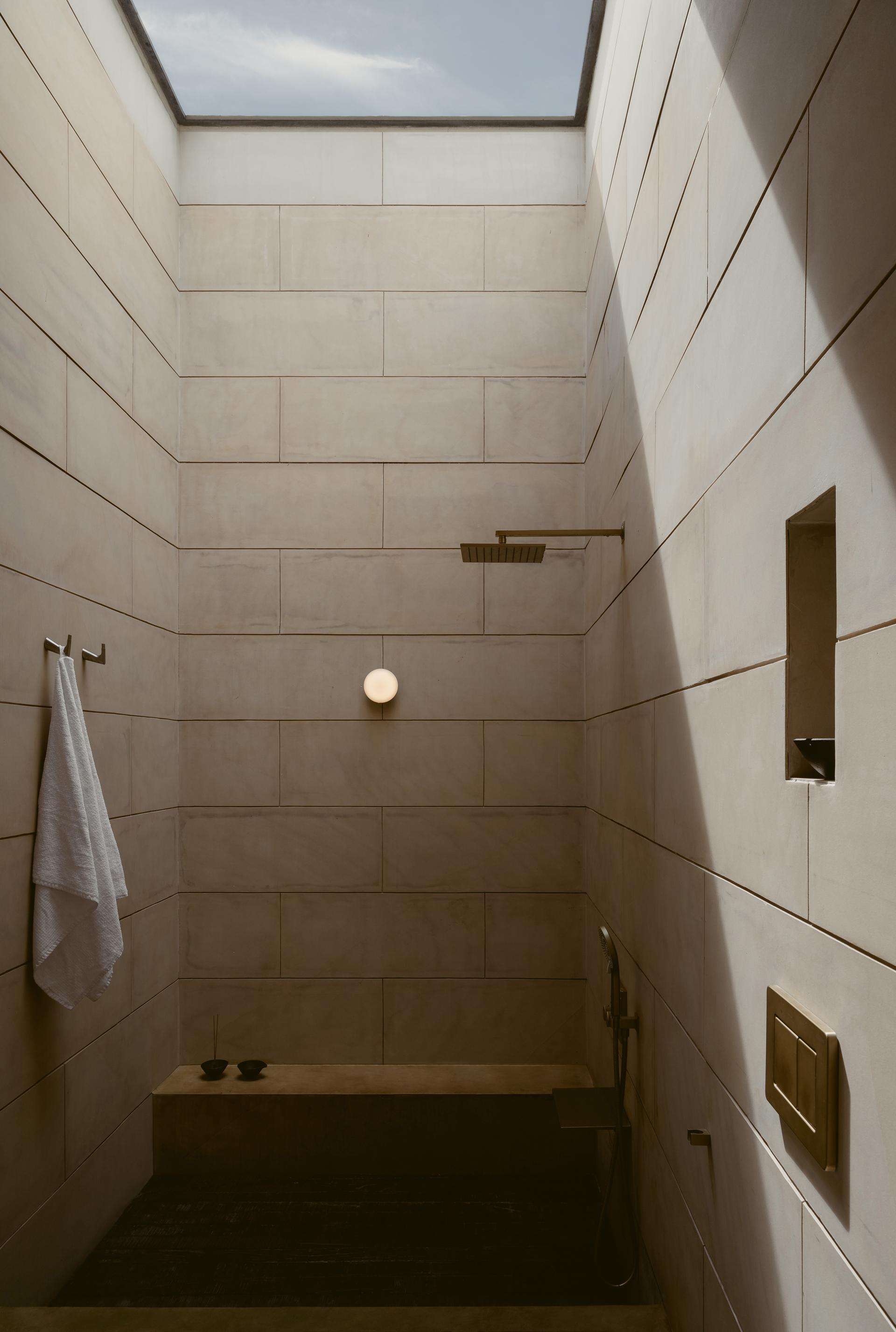 Sar Residence - image 15