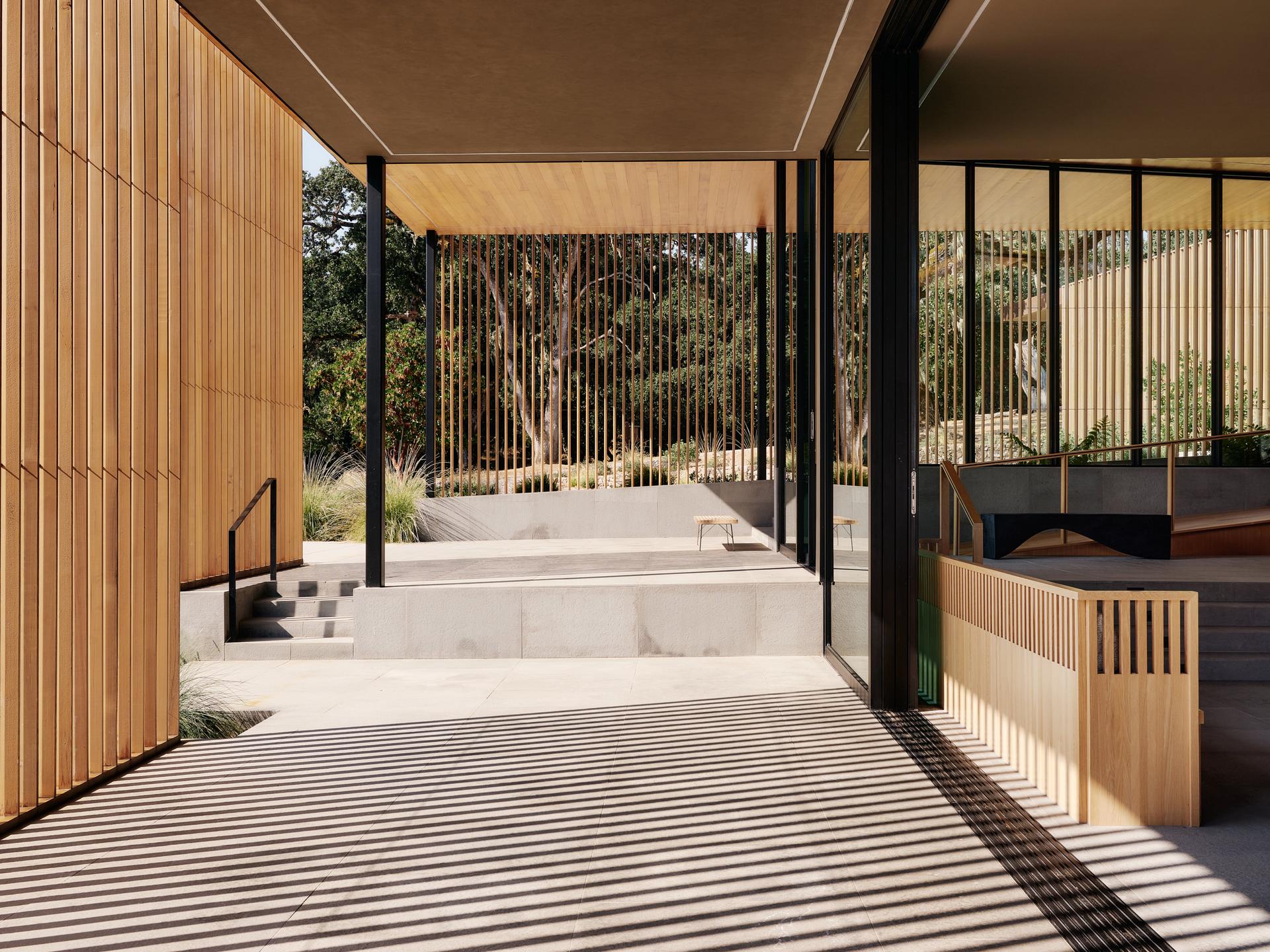 Meadow House - image 29