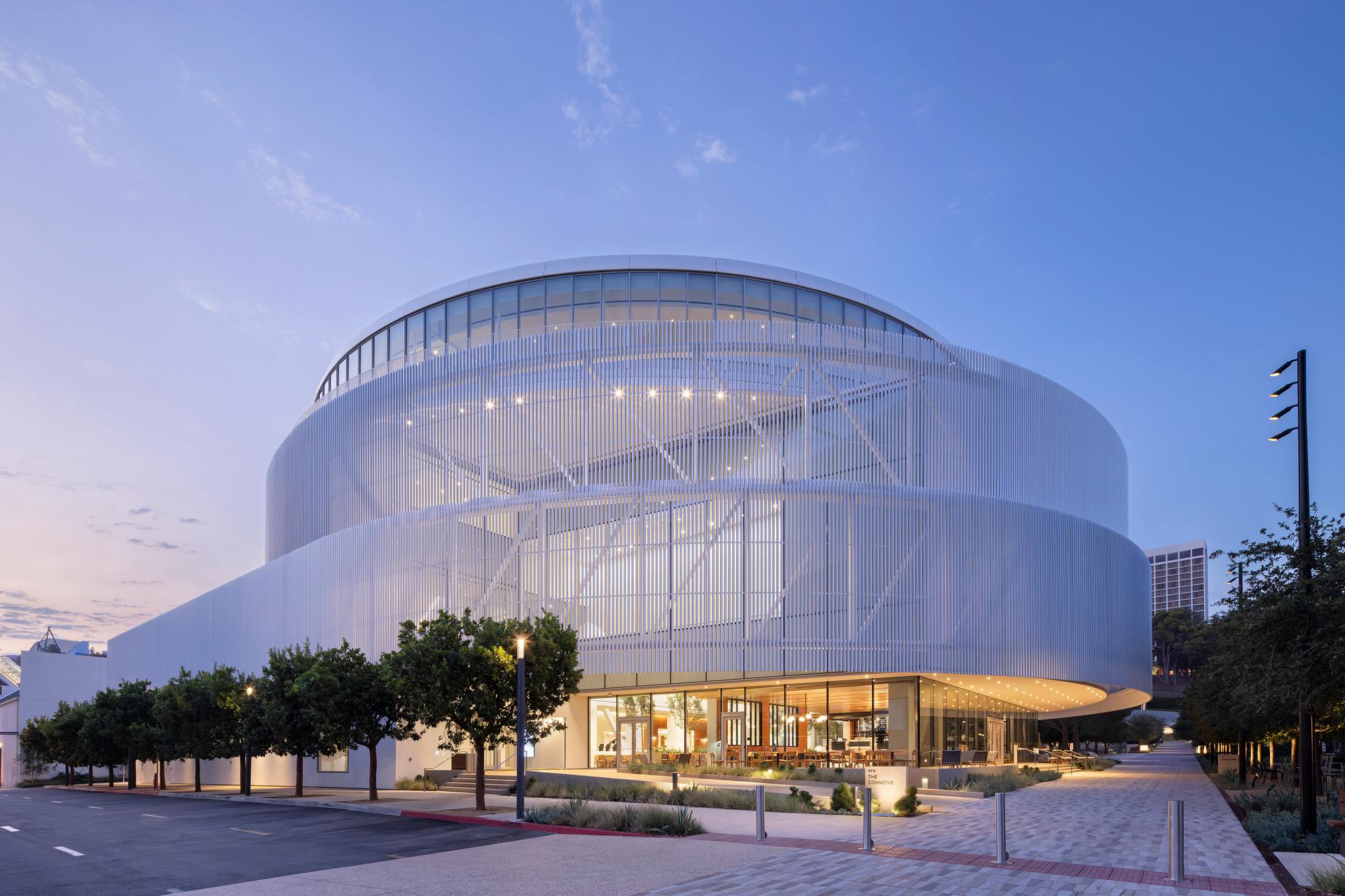NBCUniversal Campus Project - image 2