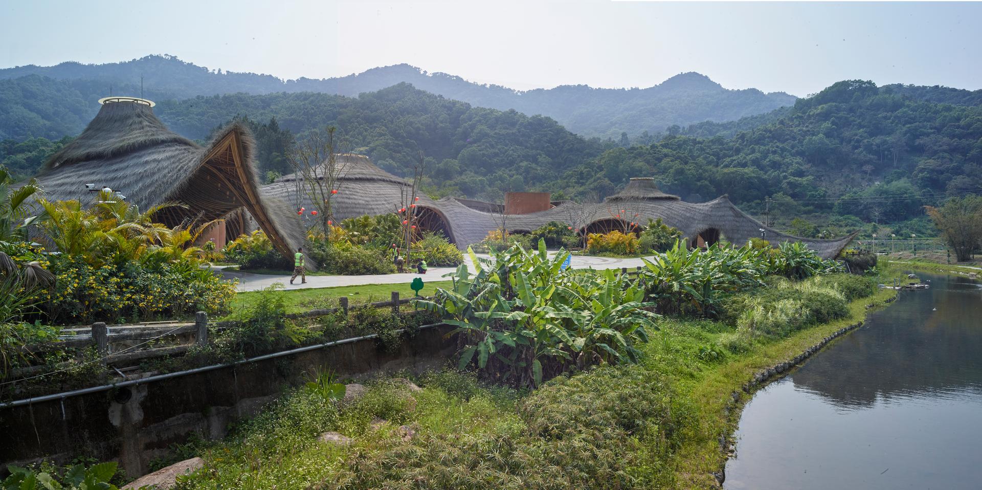 Maona Village Center - image 2