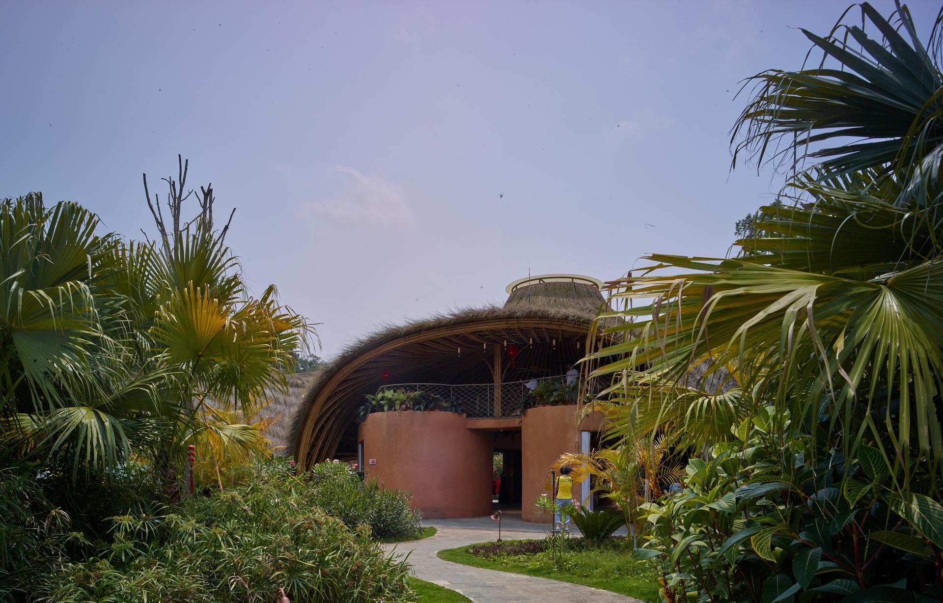 Maona Village Center - image 9