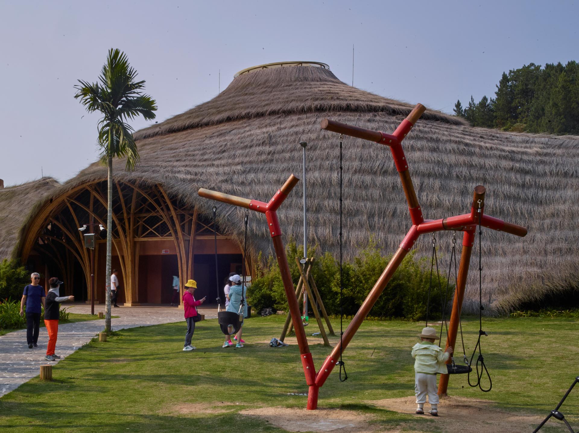 Maona Village Center - image 12