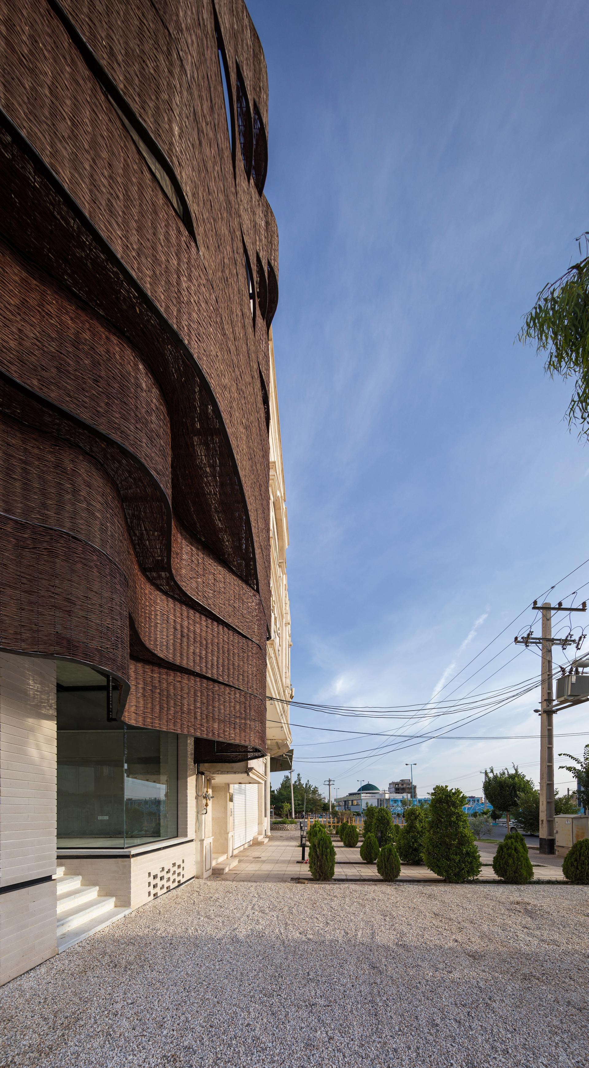 Arghavan (Cercis) Commercial Project - image 8