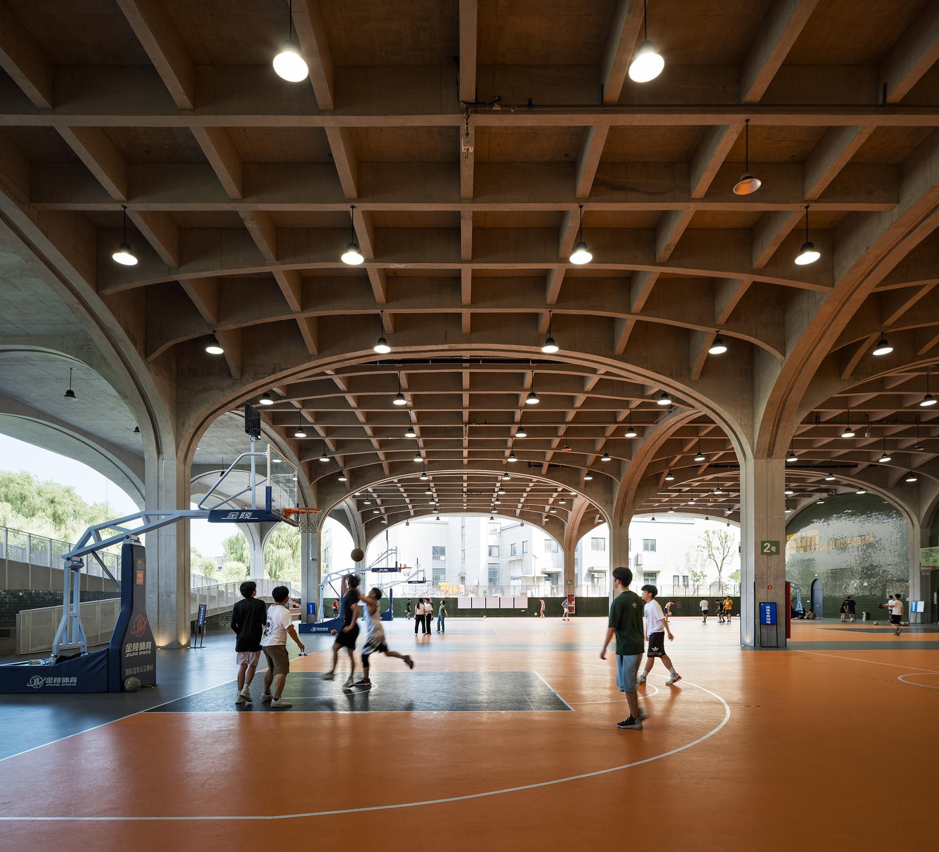 Shaoxing University Stormproof Playground - image 3
