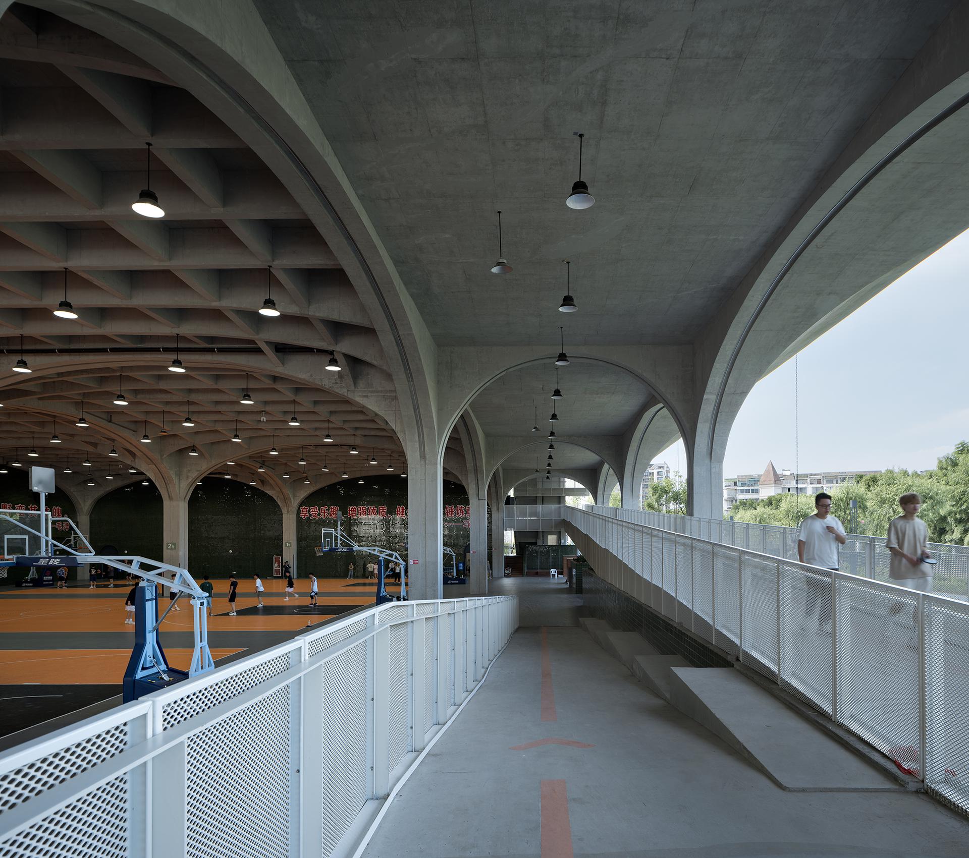Shaoxing University Stormproof Playground - image 7