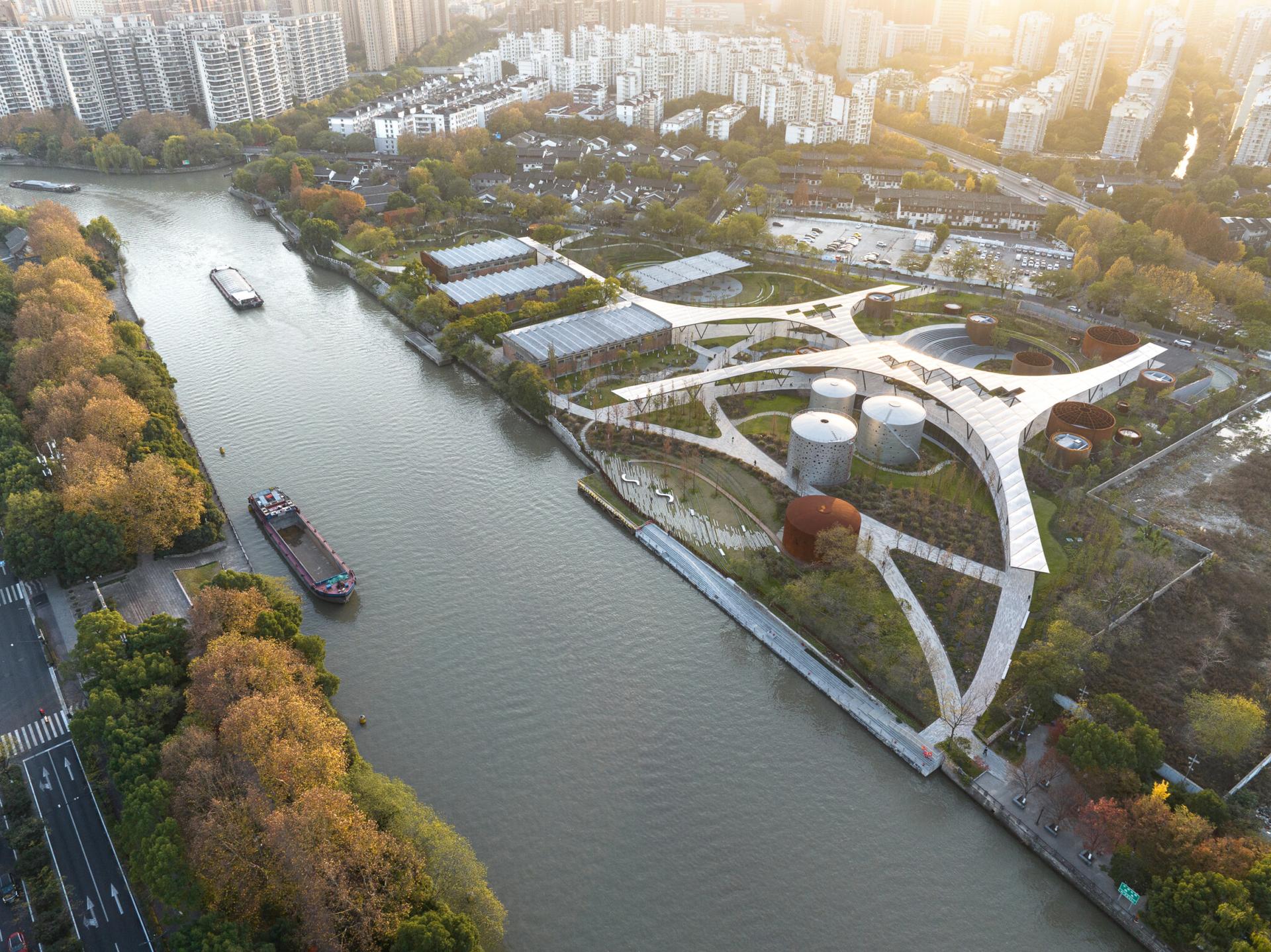 Xiaohe Park