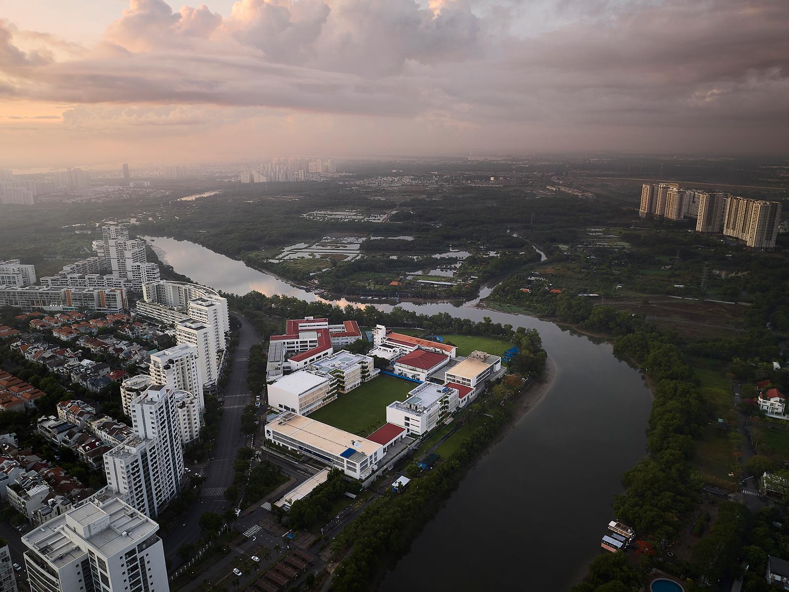 South Saigon International School - image 18