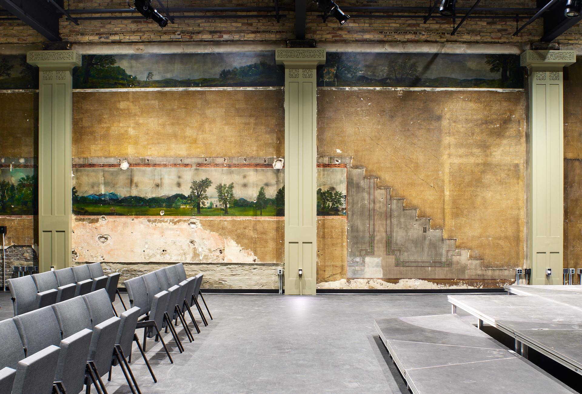 825 Arts - image 3