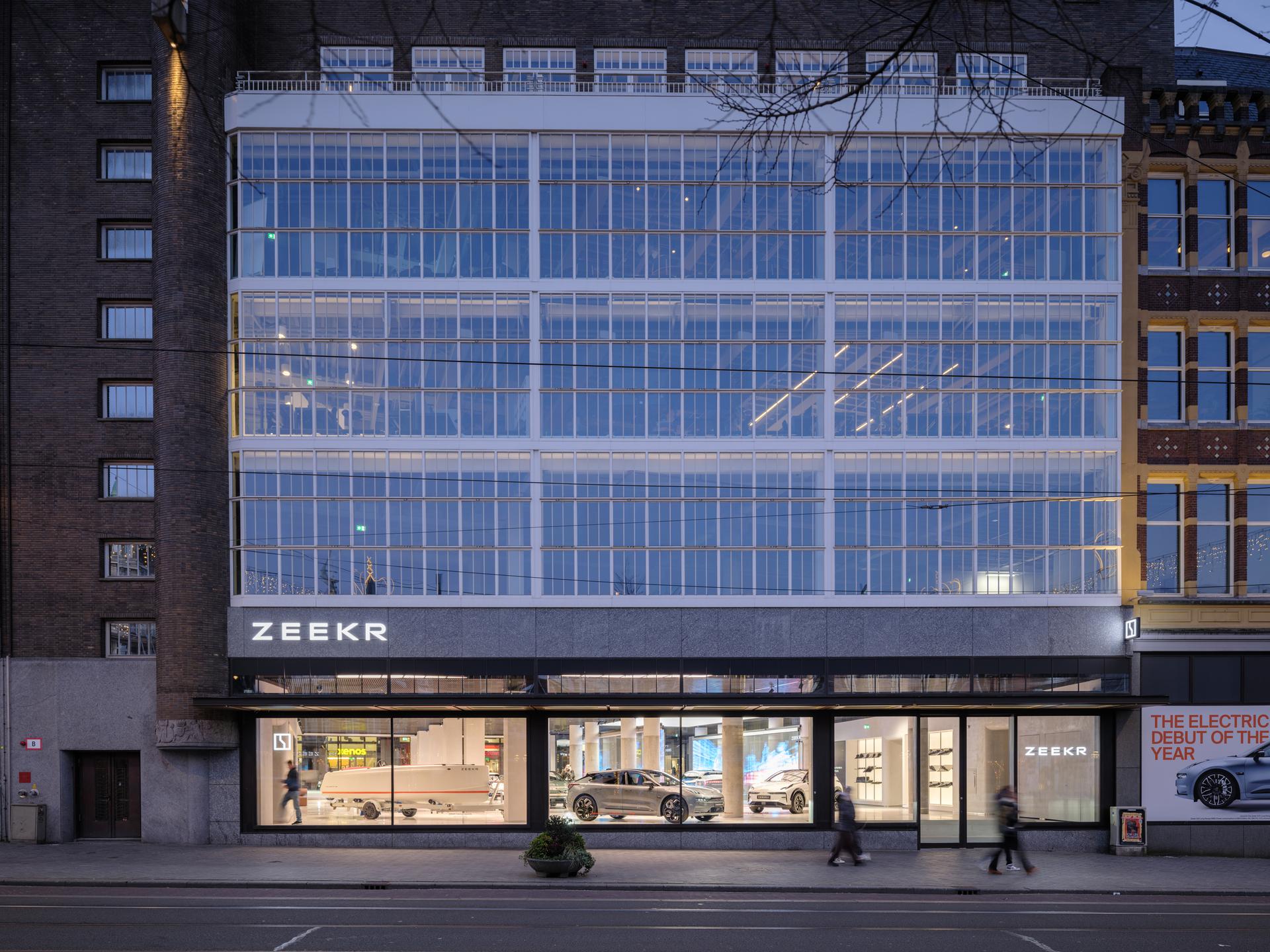 Zeekr Flagship Concept Store - image 2