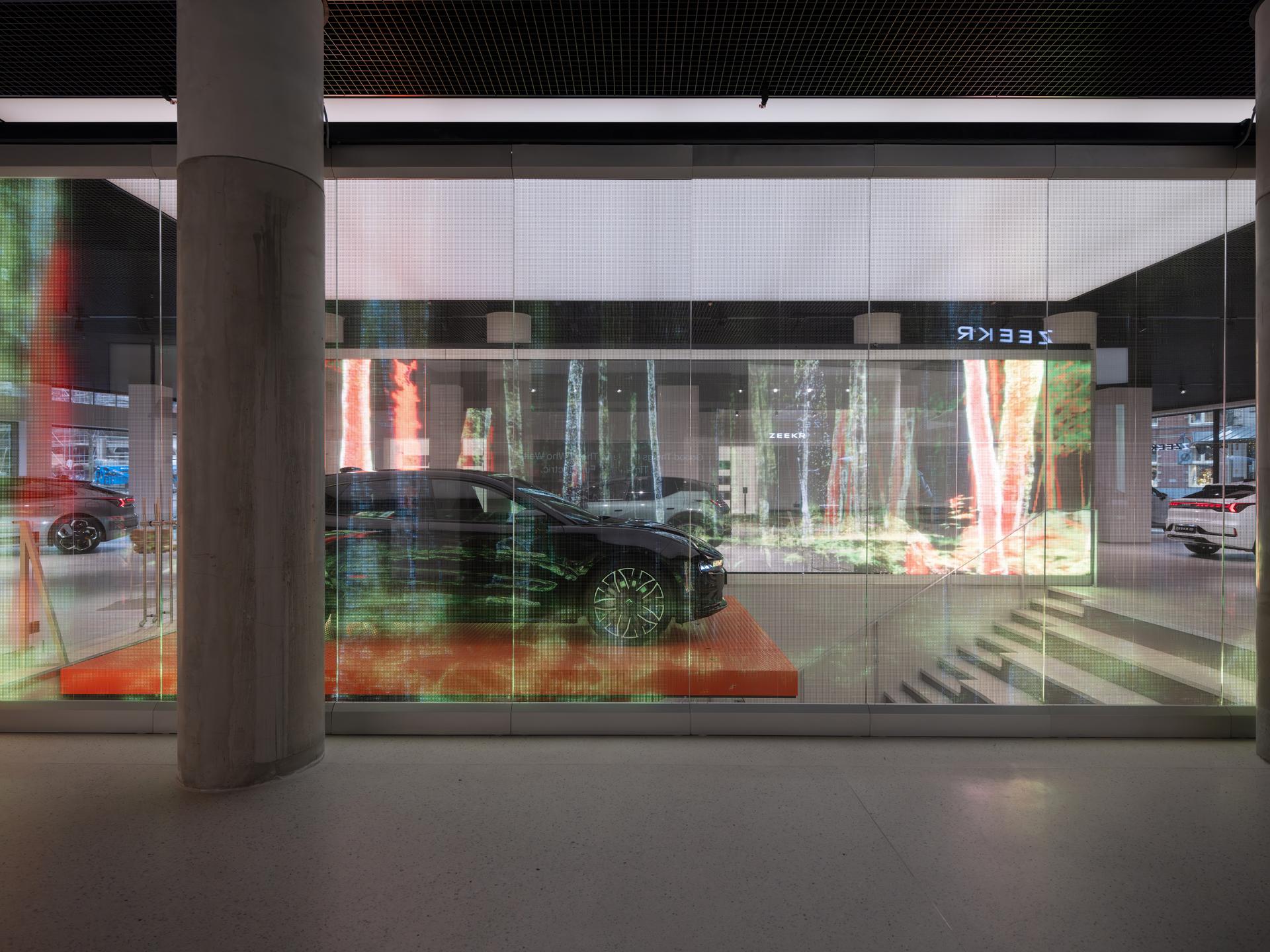 Zeekr Flagship Concept Store - image 10