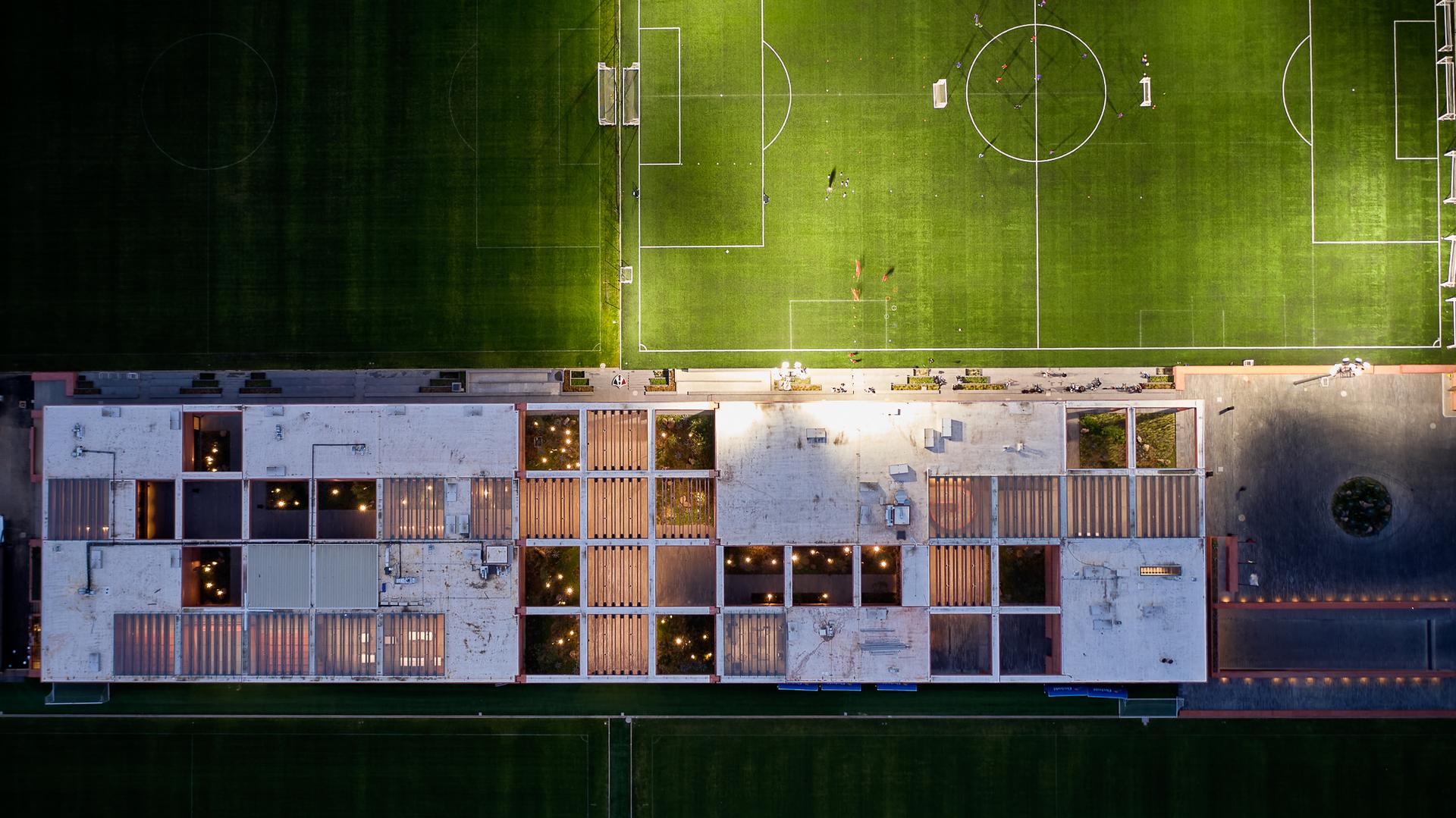Academia Atlas - image 8