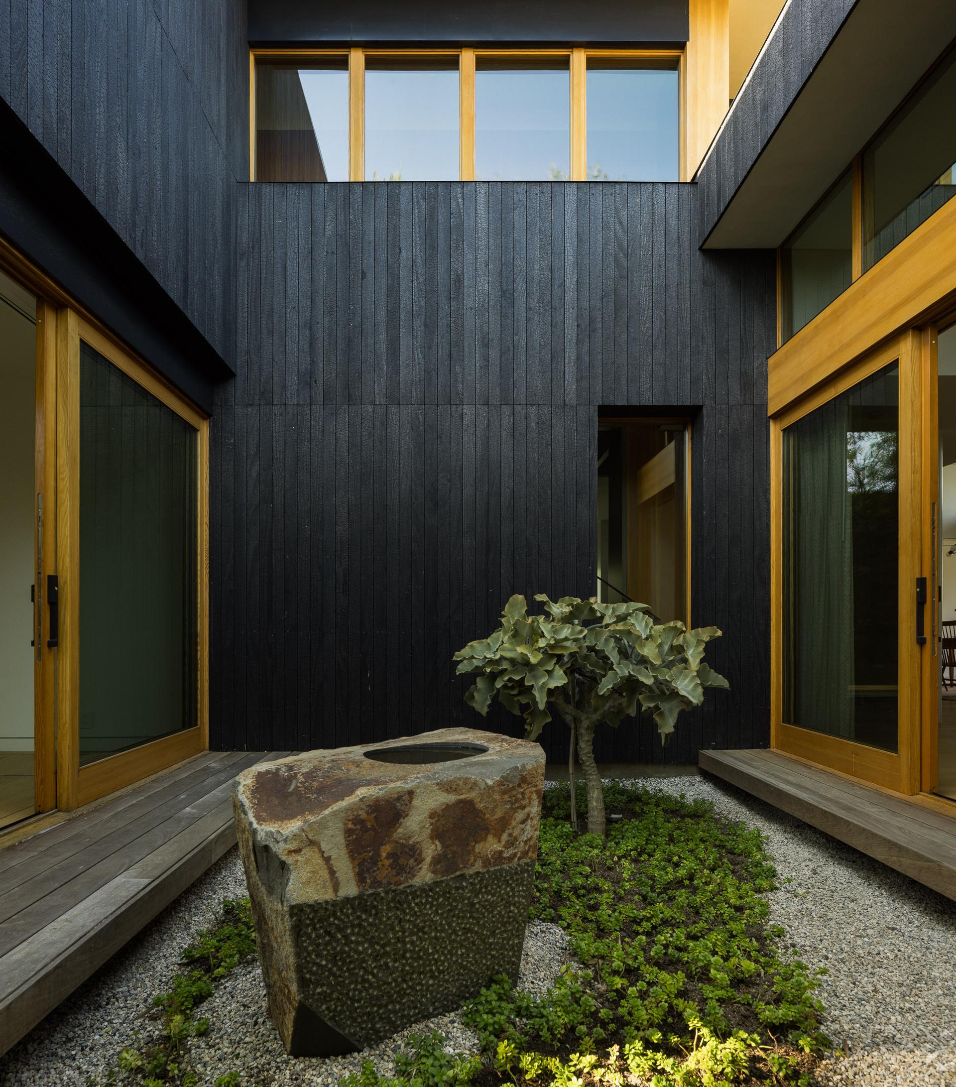 Translators' House - image 11
