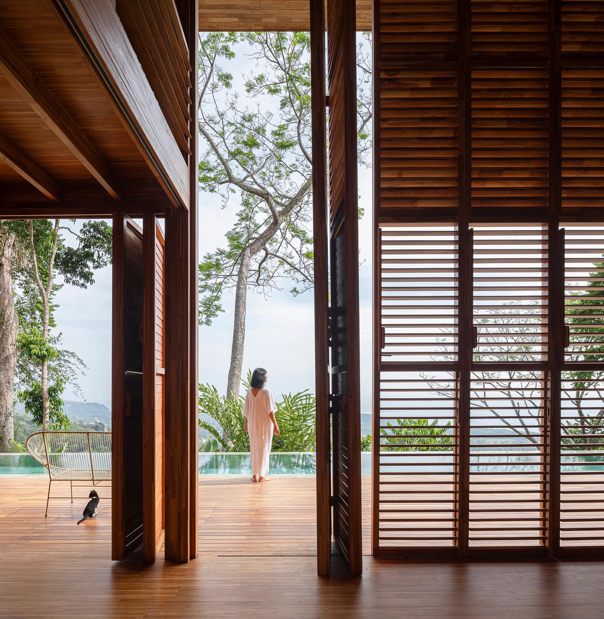 No Footprint Wood House - image 3