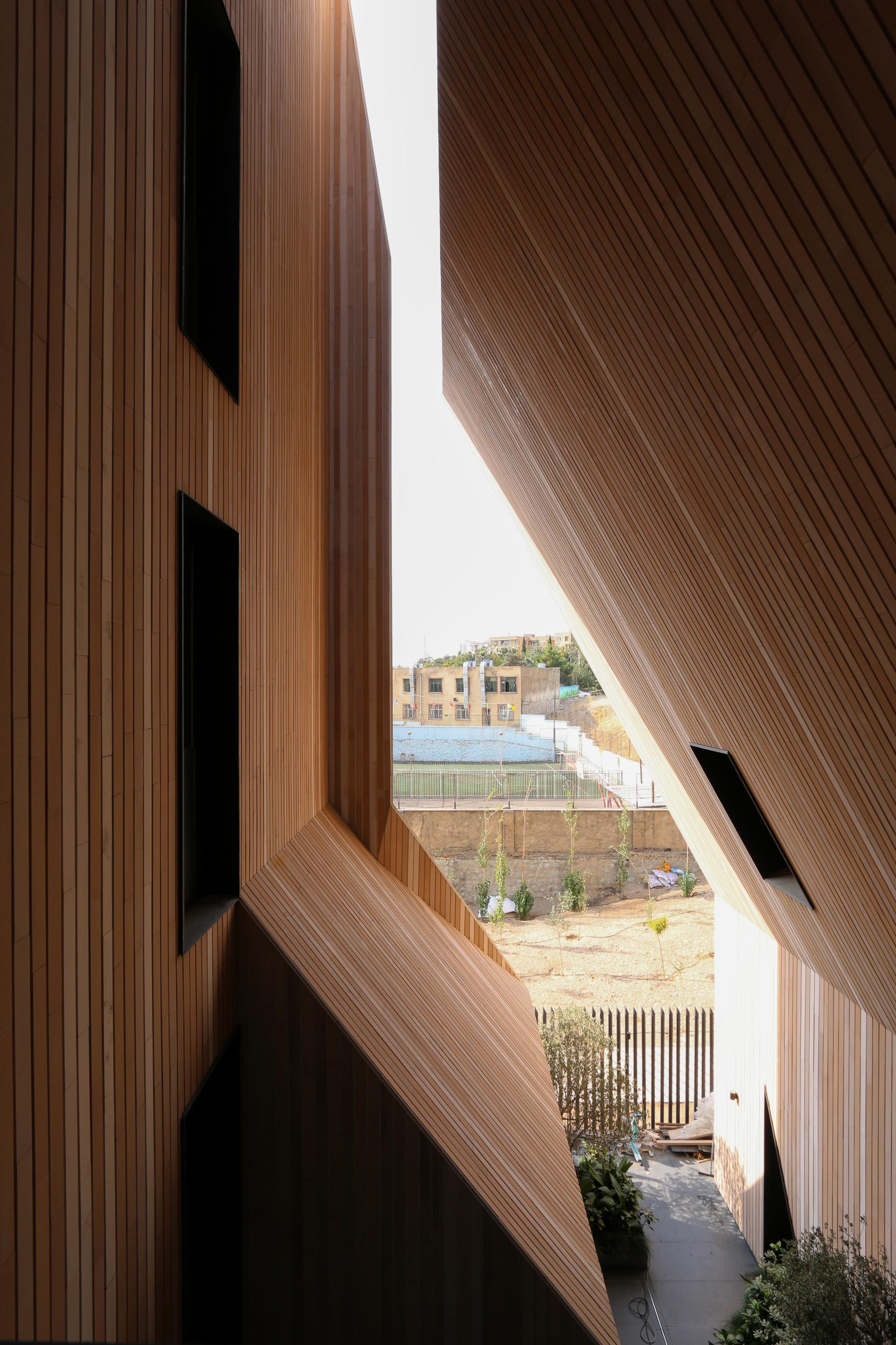 AnDo Residential Building - image 5