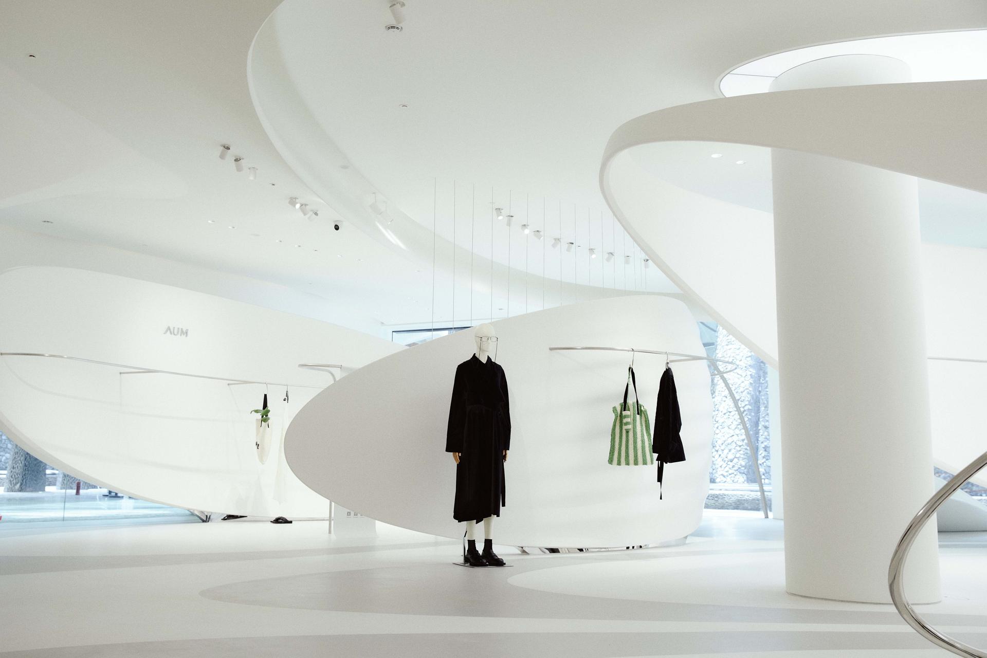 Marisfrolg Showroom