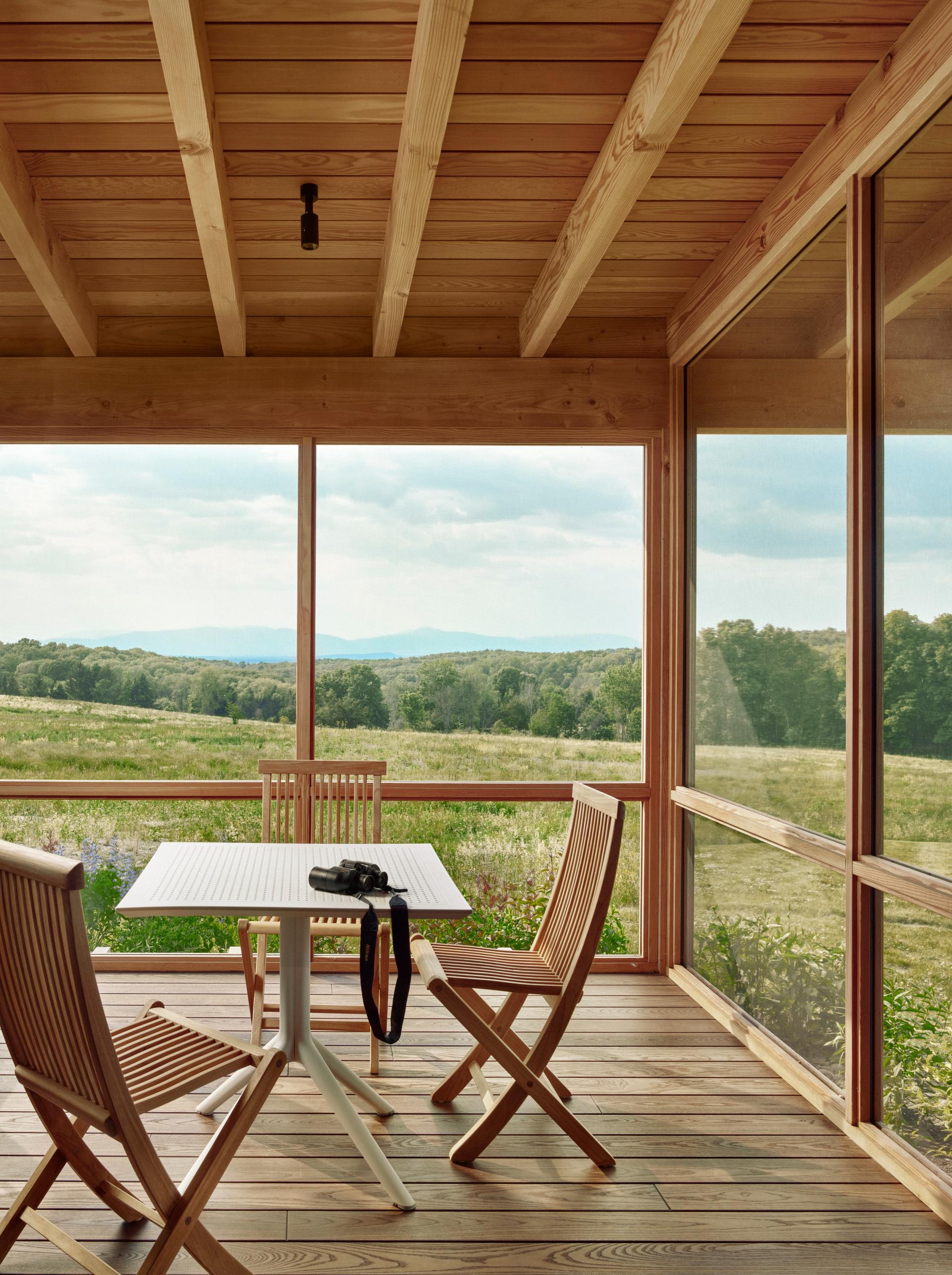 Hudson Valley Retreat - image 9