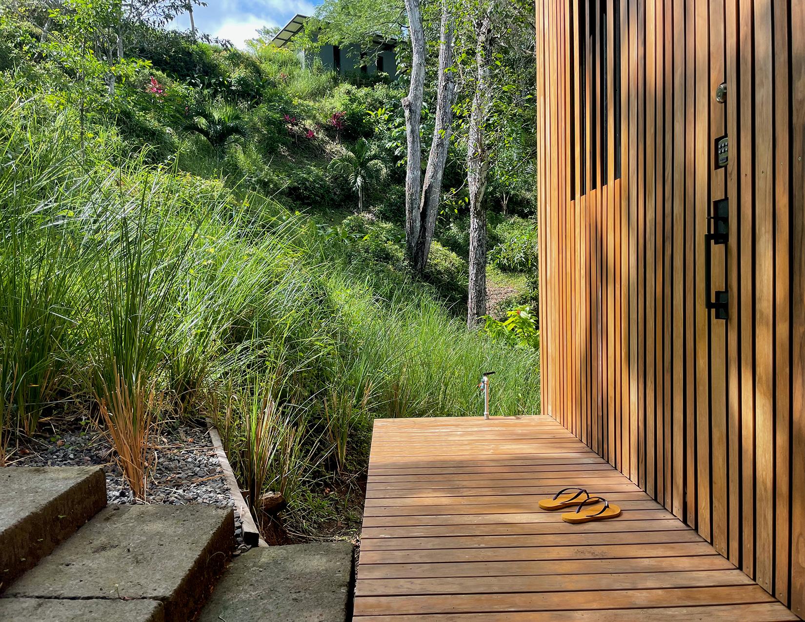 Biophilic Prefab Home - image 9