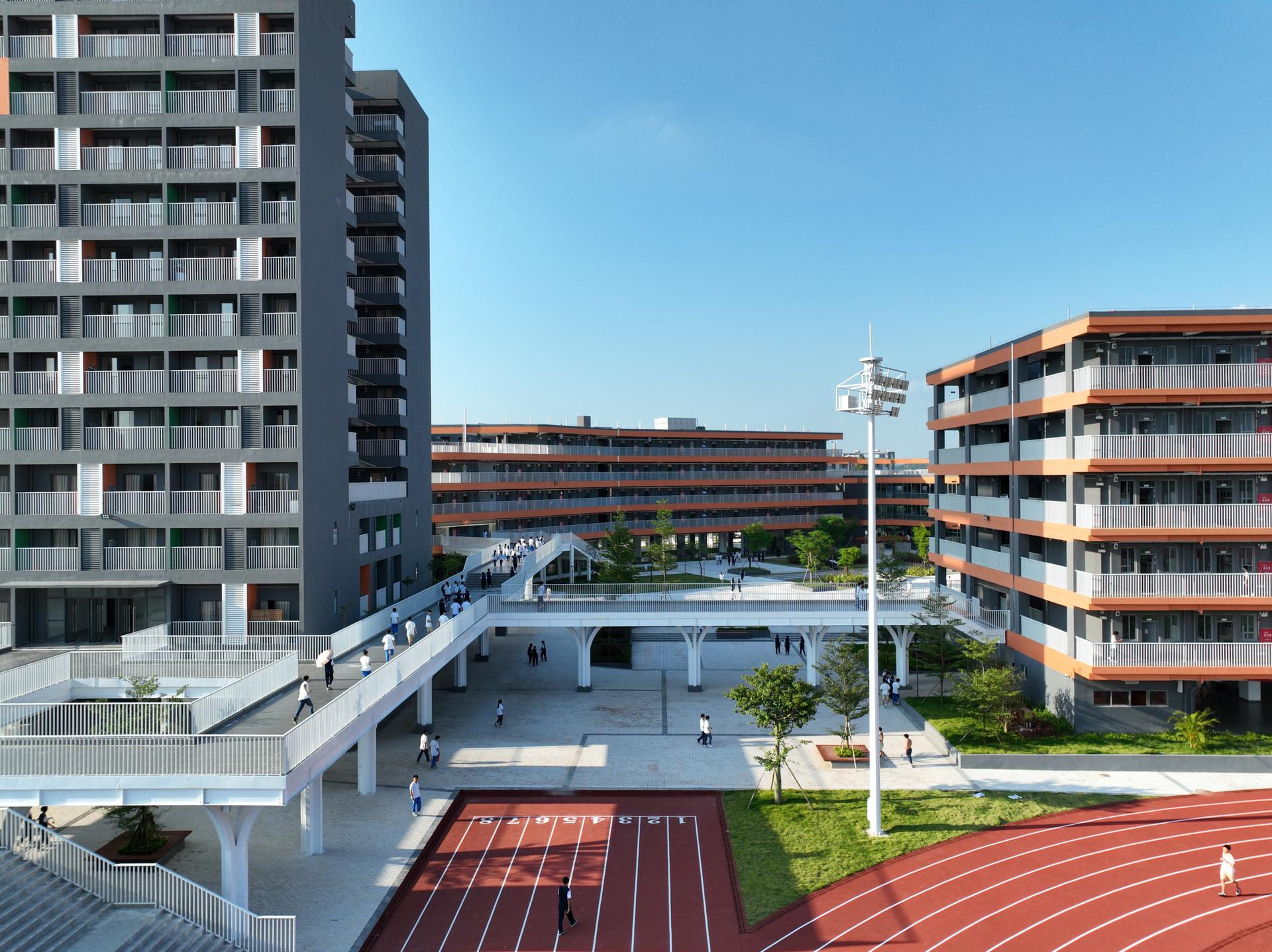 Heshan Vocational College - image 3