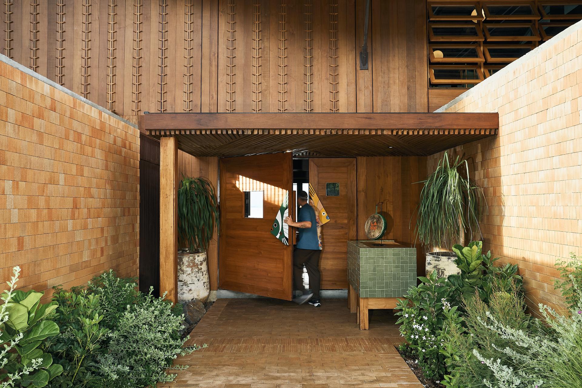 Laku Beach Club - image 12