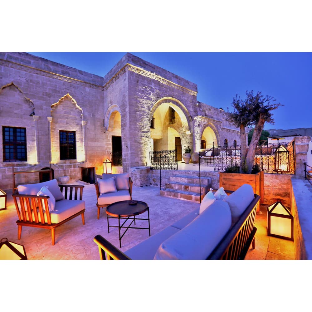 Arura Mardin Hotel - image 2