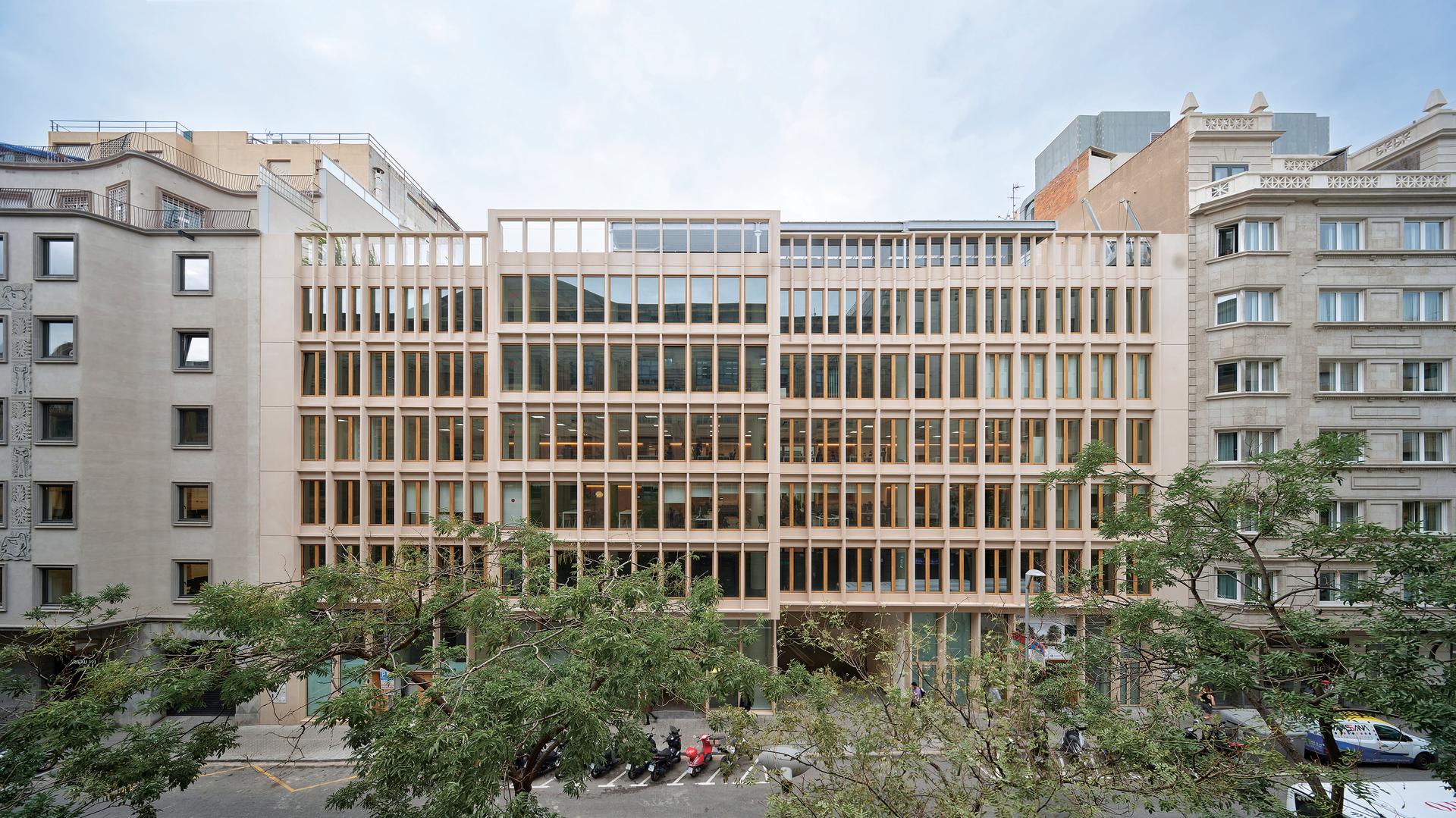 Aribau195: Reconnecting Nature, City & Livability