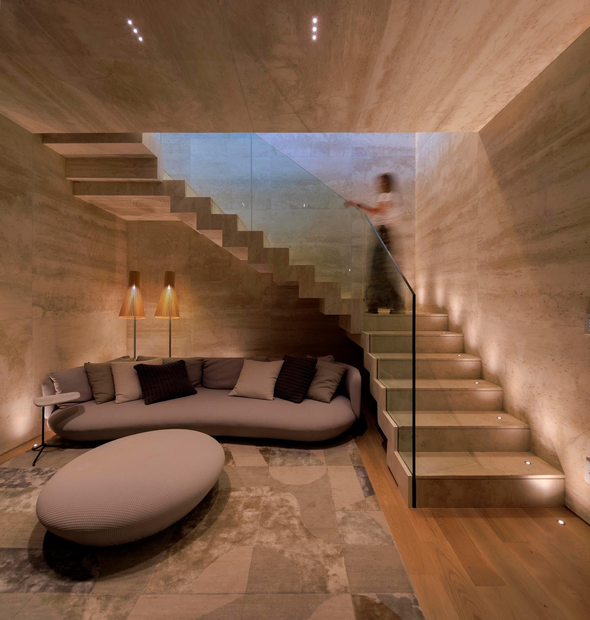 Skyline - image 15