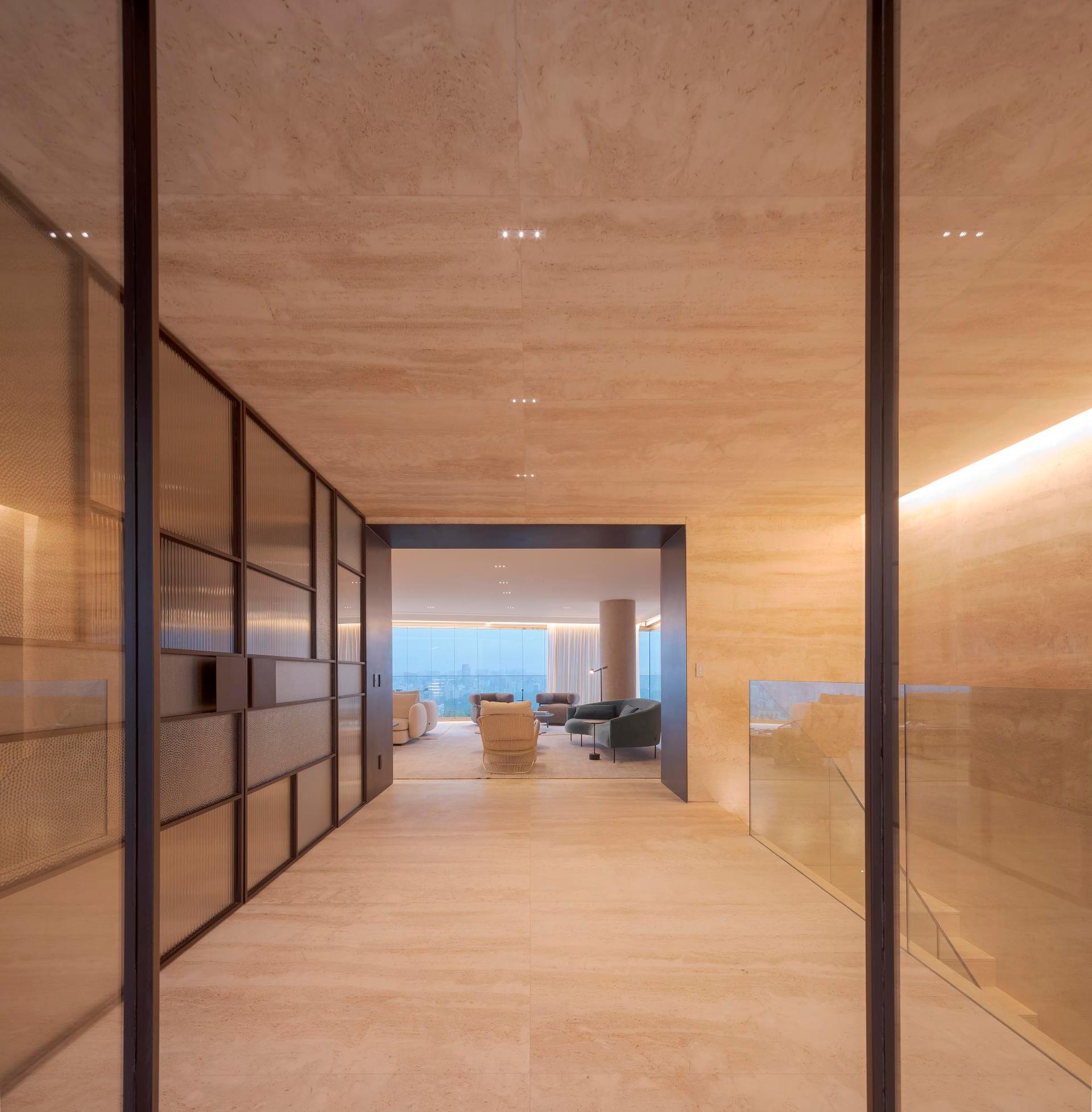 Skyline - image 20