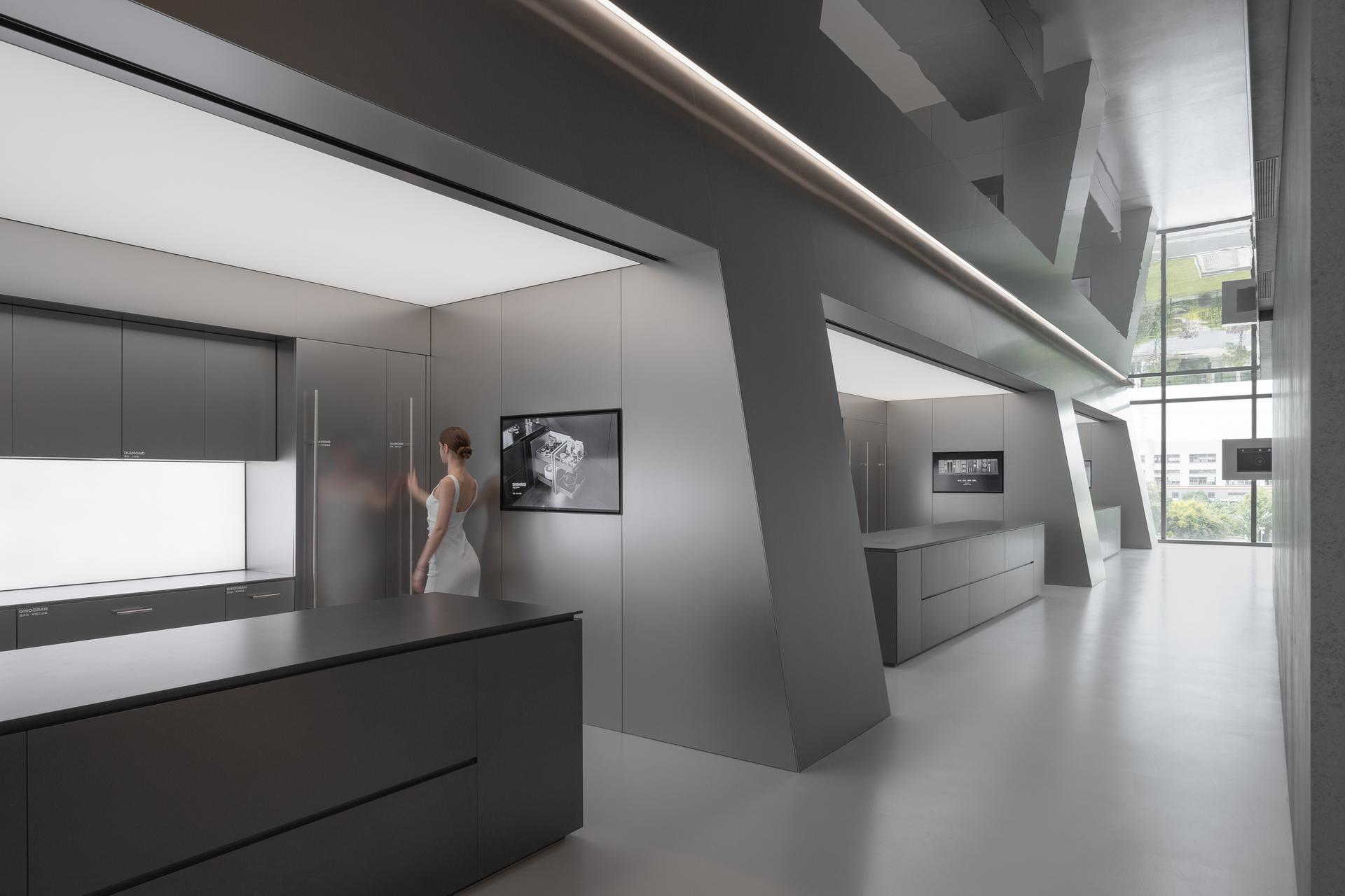 Higold's Interstellar Headquarters - image 2