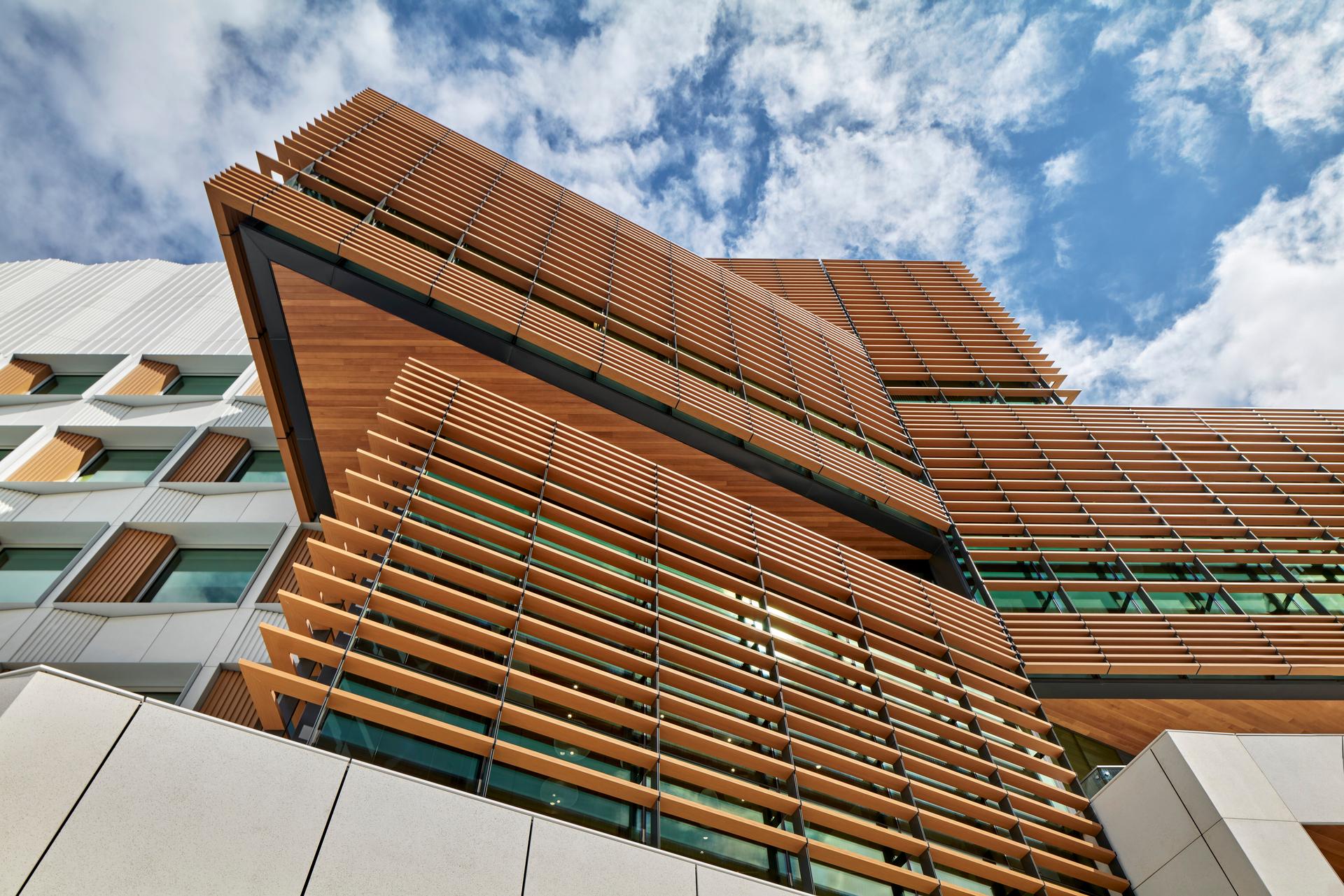 325 Binney Street - image 3
