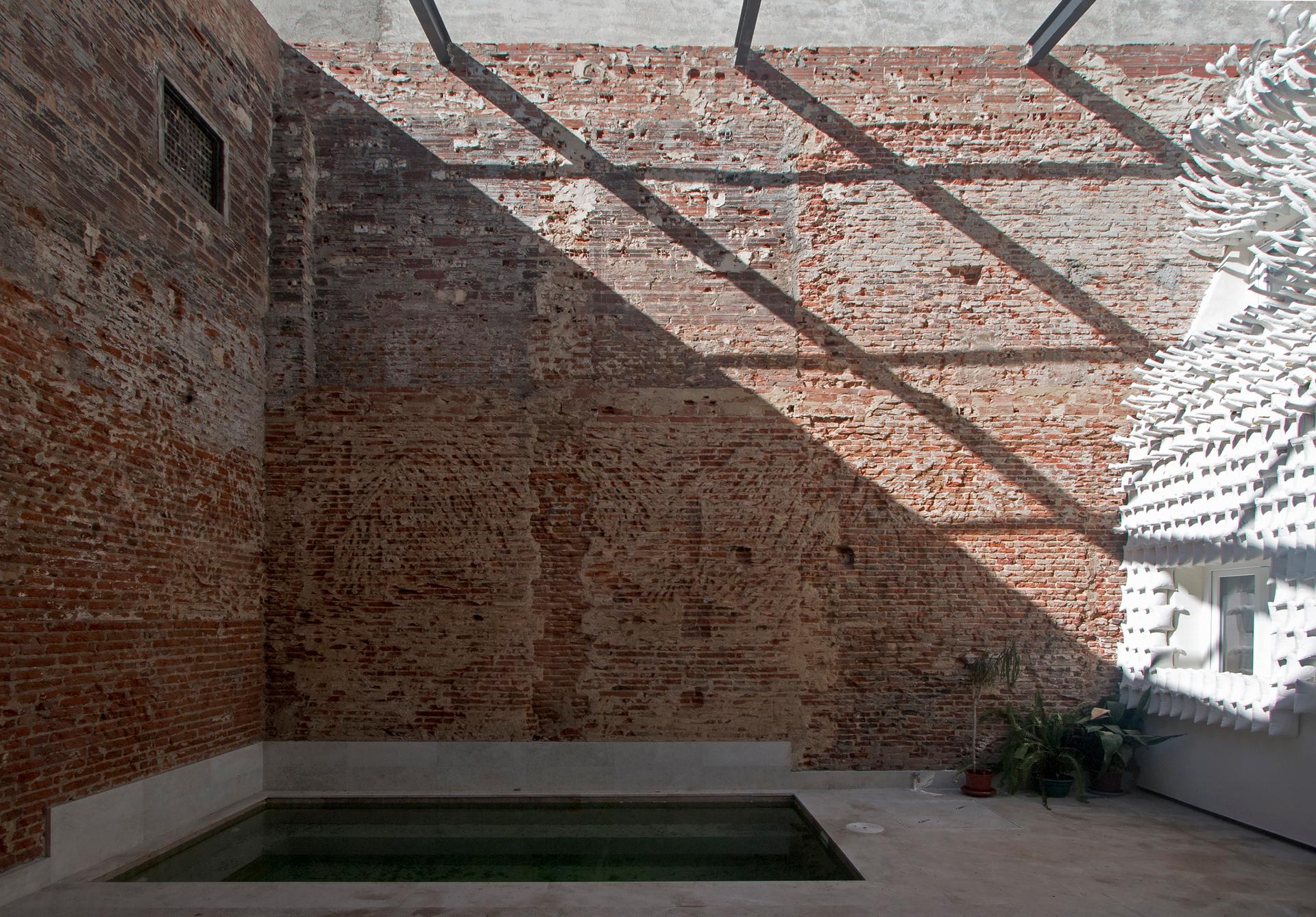 Loft in Madrid - image 7