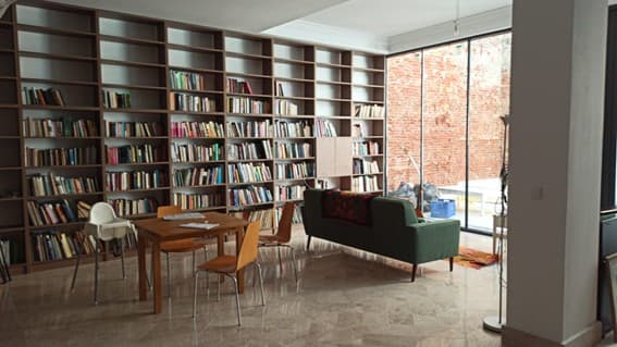 Loft in Madrid - image 11