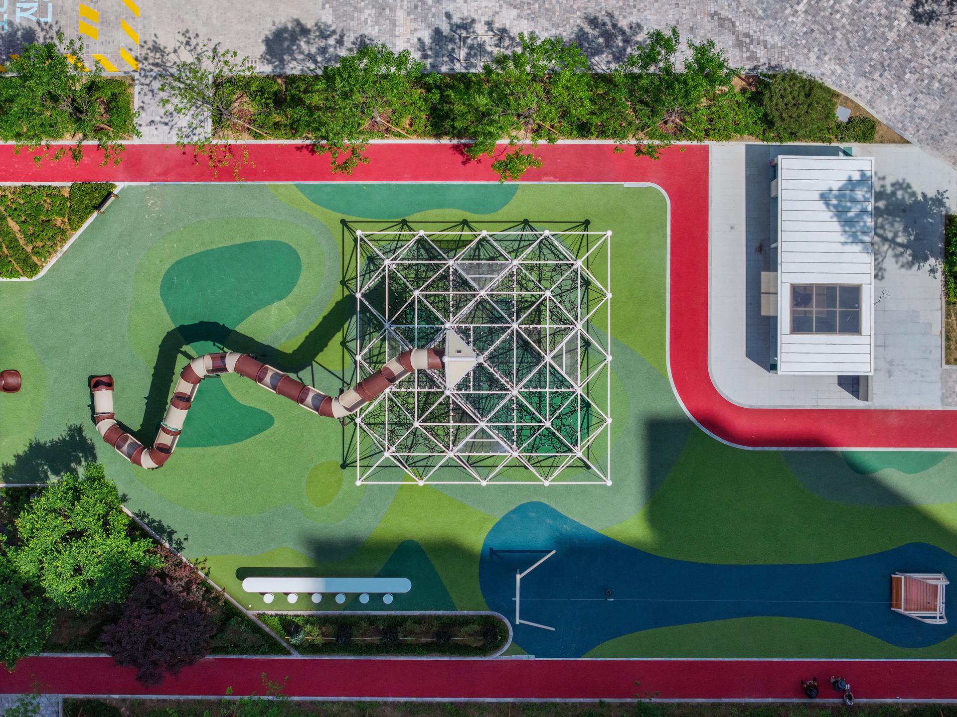 Big Net Playground - image 5