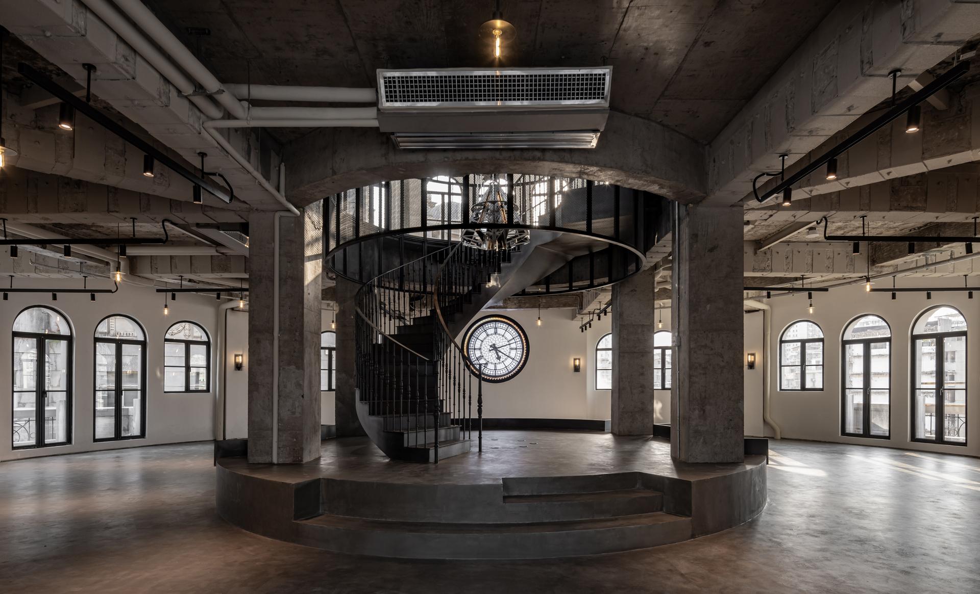 The Circle