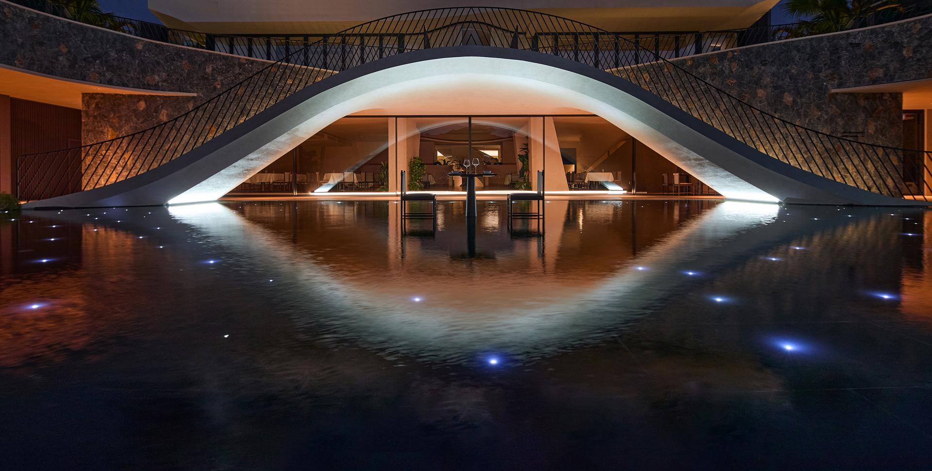Eye of CangEr – Dali Fengyasong Hotel
