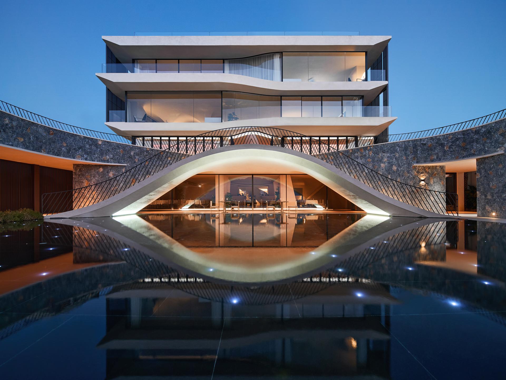 Eye of CangEr – Dali Fengyasong Hotel - image 5