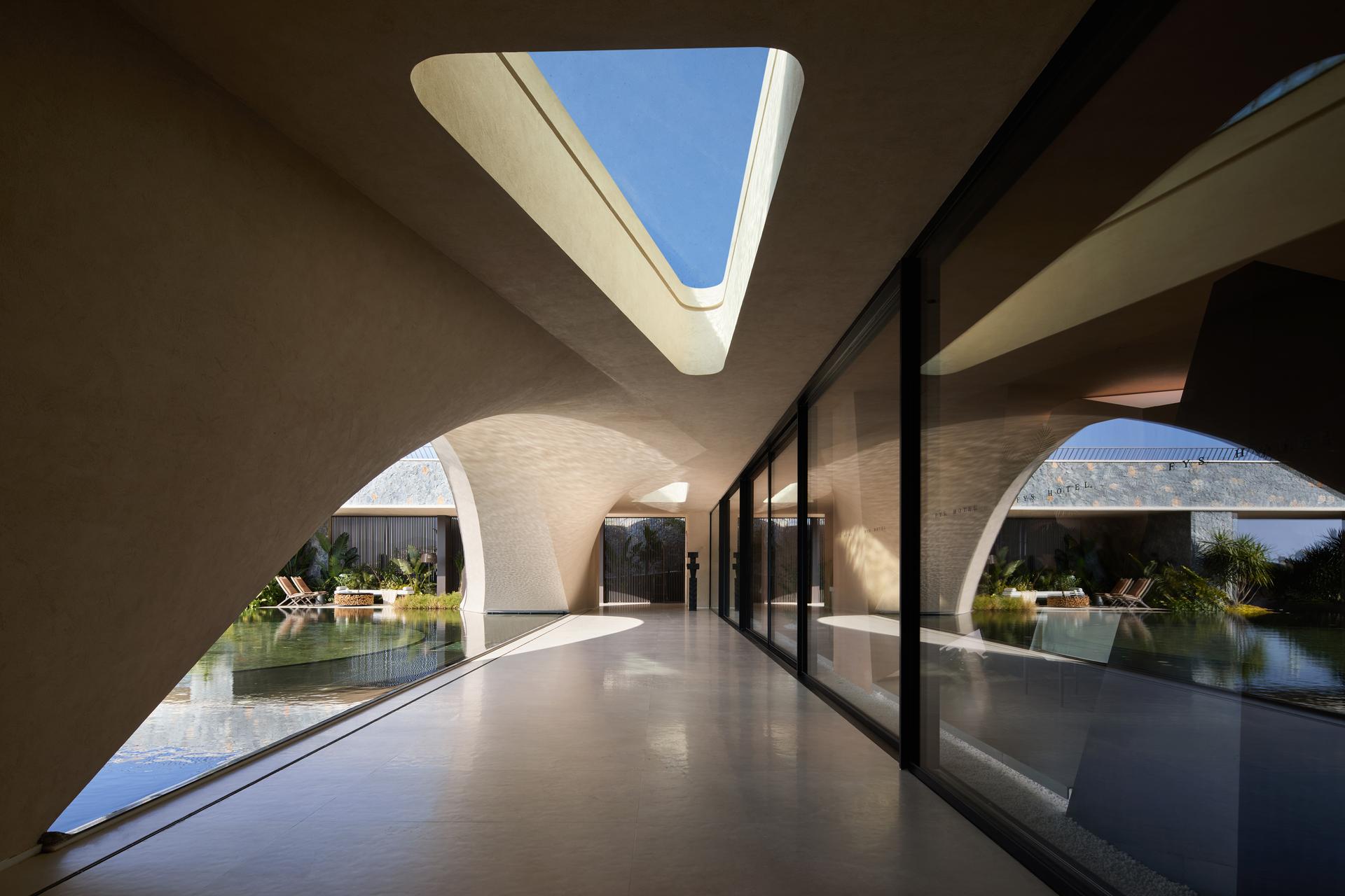 Eye of CangEr – Dali Fengyasong Hotel - image 14