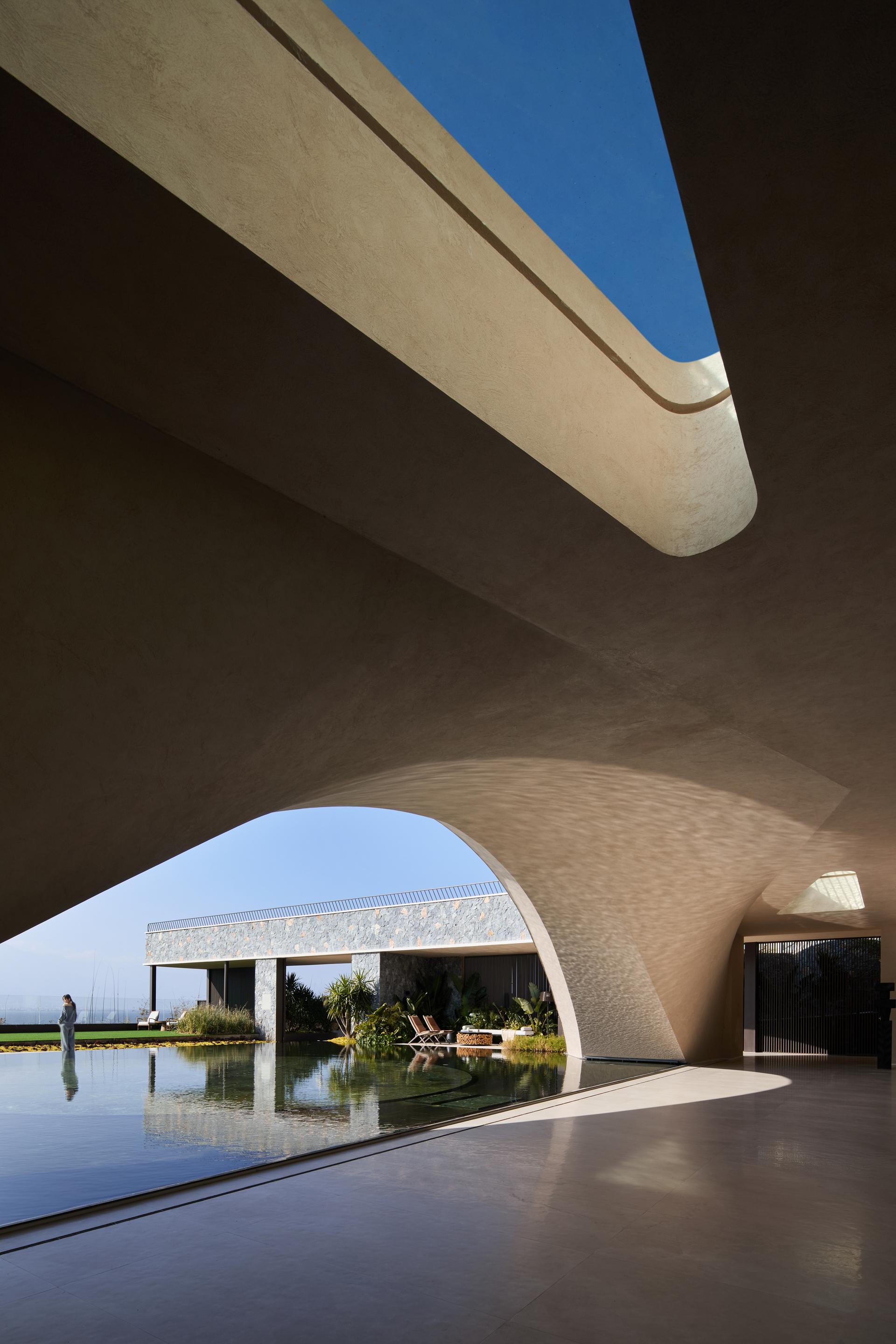 Eye of CangEr – Dali Fengyasong Hotel - image 18