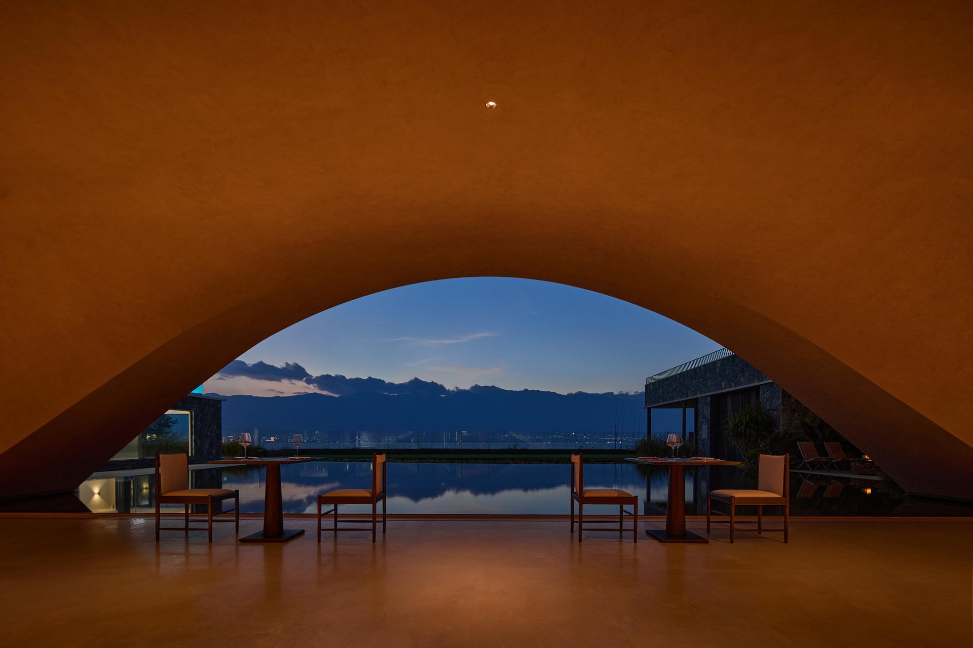 Eye of CangEr – Dali Fengyasong Hotel - image 20