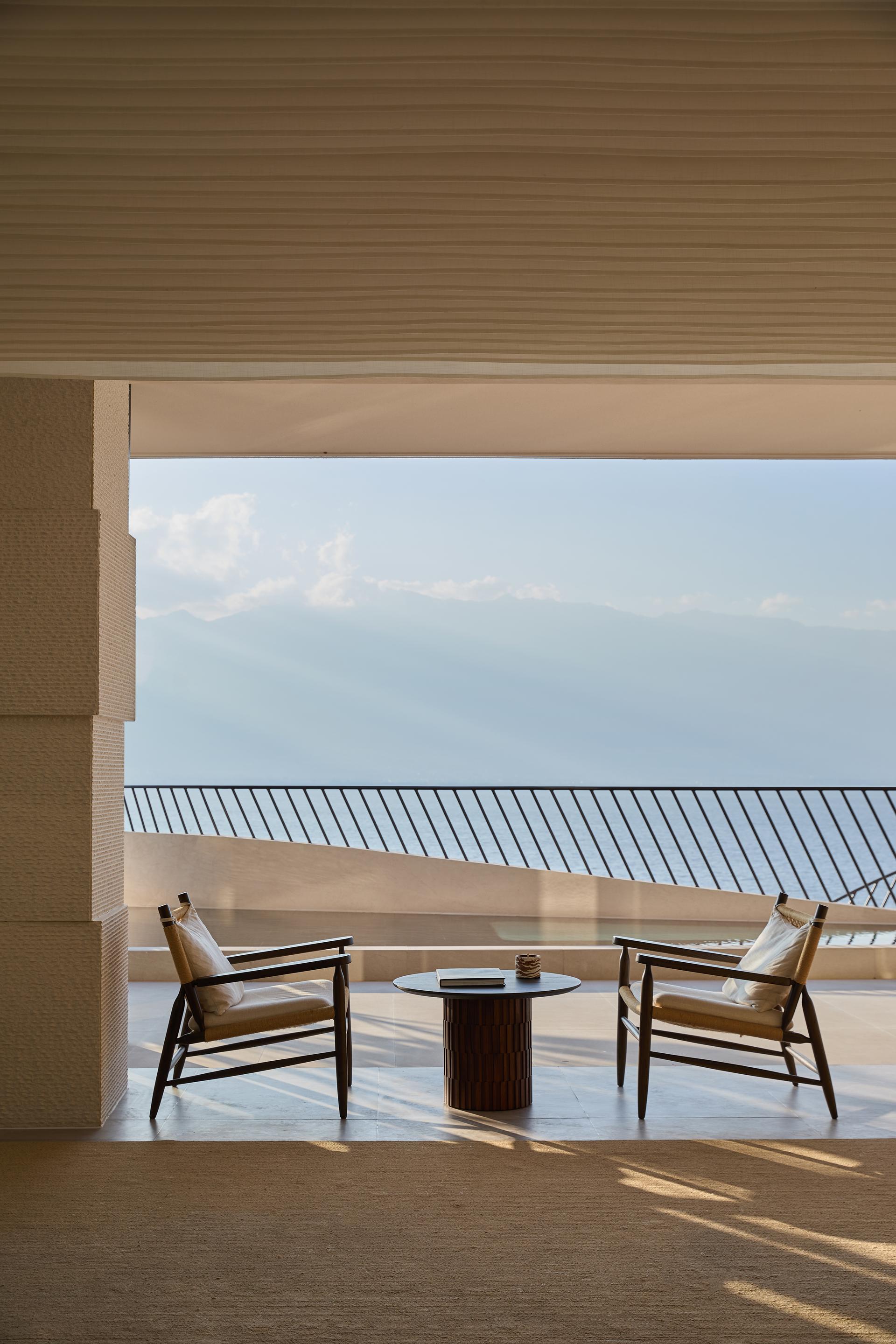 Eye of CangEr – Dali Fengyasong Hotel - image 27